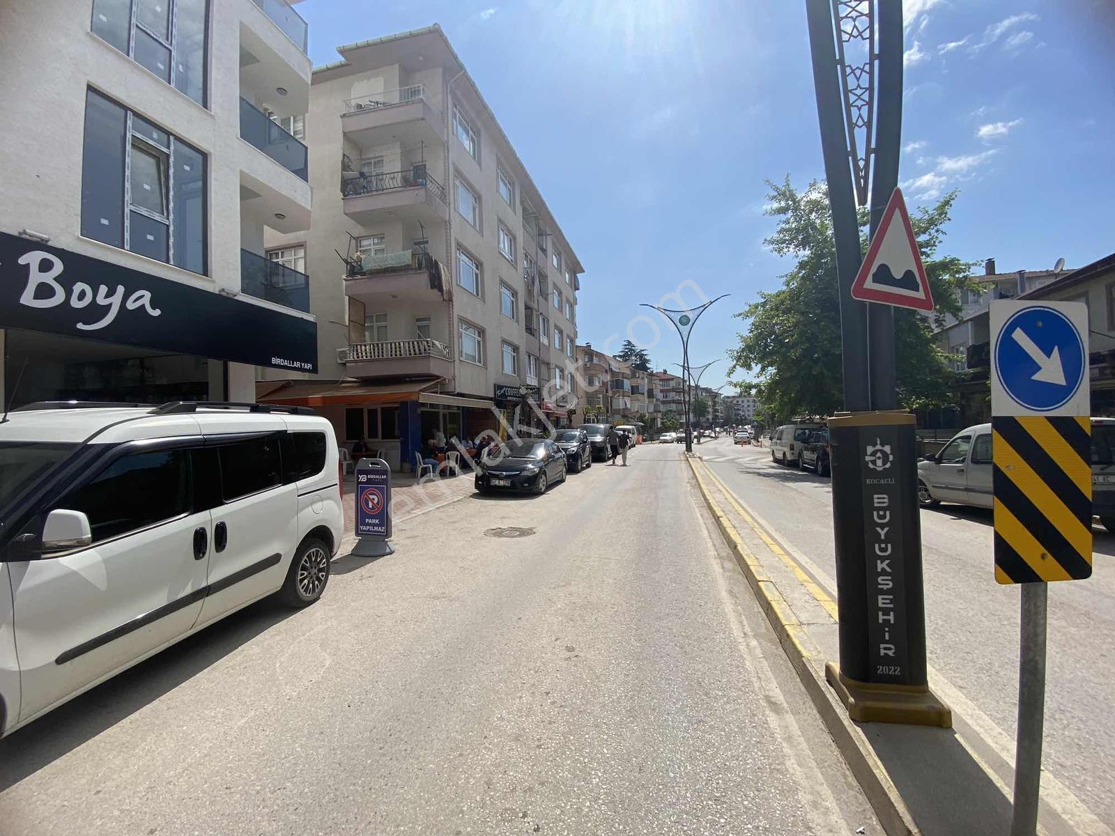 İznik Yolunda Otoparklı 2+1 Arakat Sıfır Satılık Daire - Görsel 2