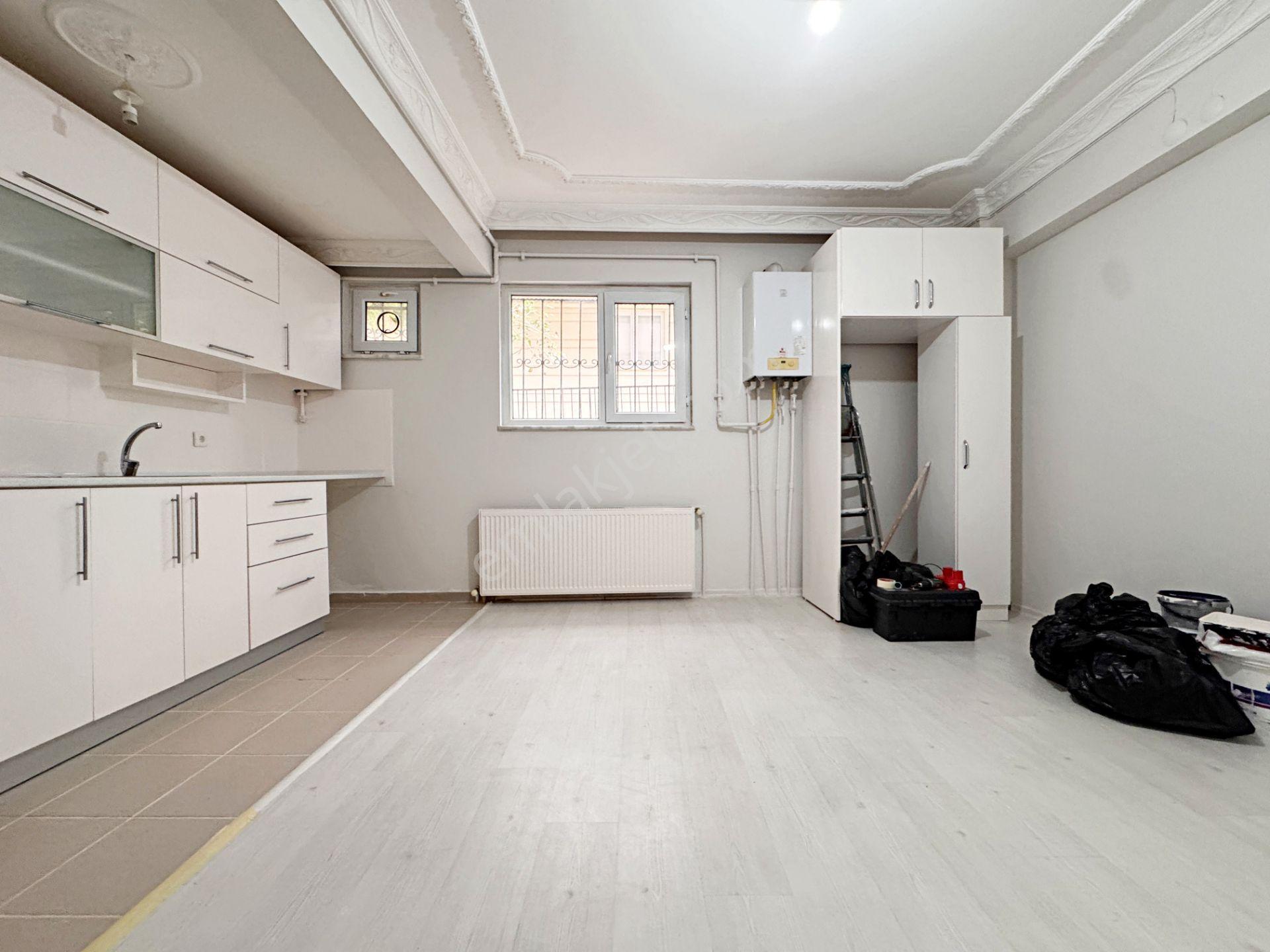 Home Vizyon Bahçelievler Yenibosna Radara Yakın Satılık 1+1 Bahçe Katı Daire. - Görsel 9