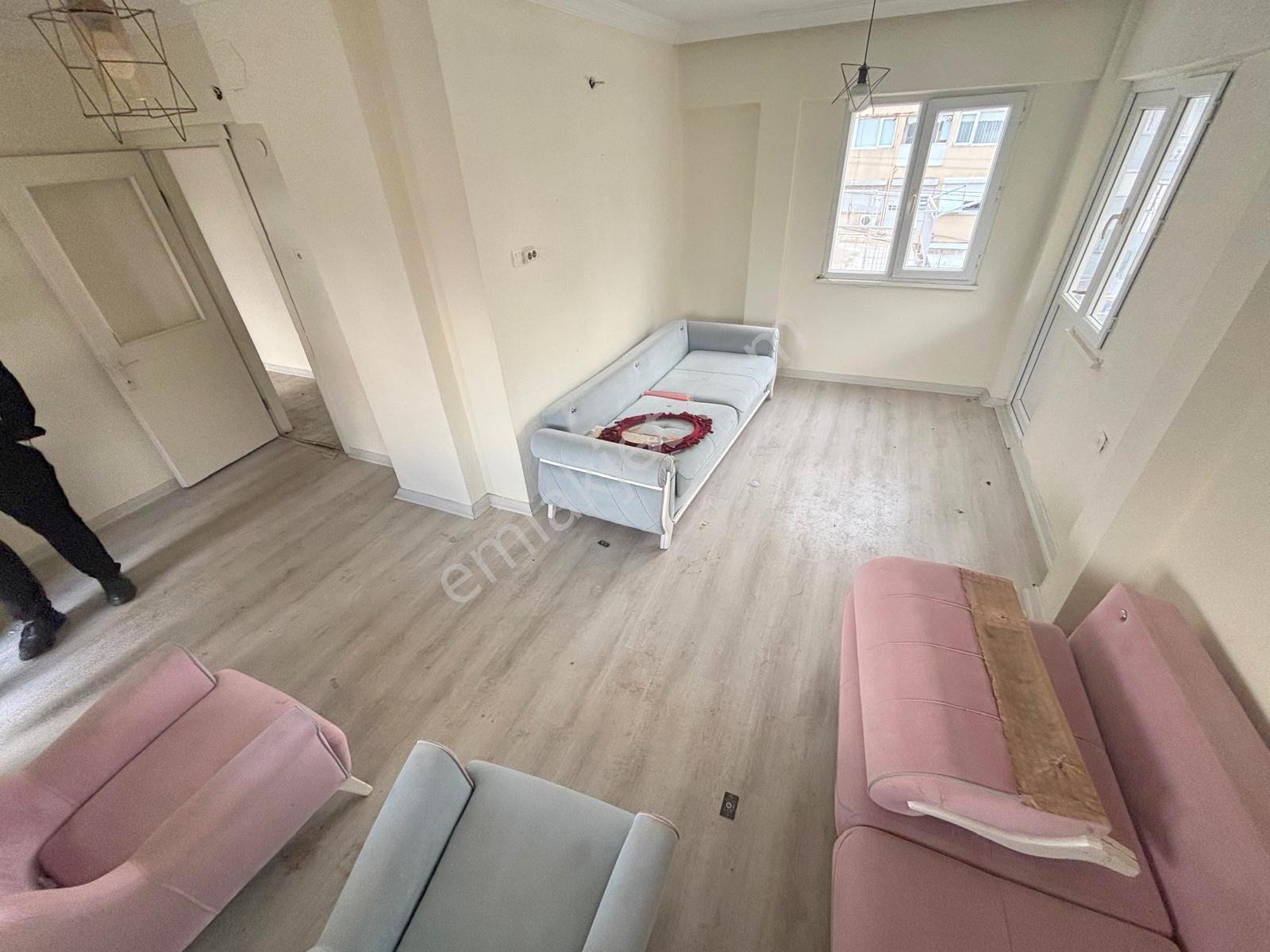 ▇akçayın Merkezin'de Denize 50mt Mesafede Ayrı Mutfak 1+1 Daire - Görsel 4