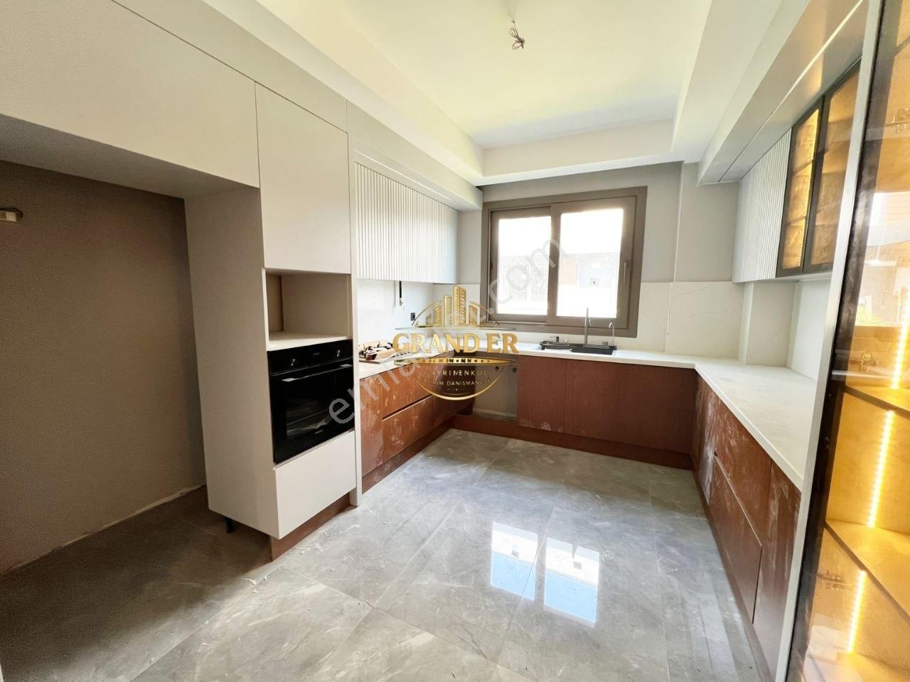 Mezitli Çamlıca Mah.sıfır Şehir Manzaralı Satılık Villa 4+1 - Görsel 15