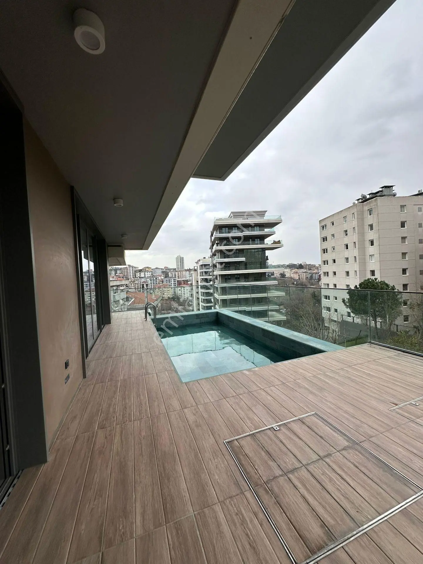 Nişantaşı Koru Kiralık Özel Havuzlu 4.5+1 Daire Dekorasyonlu - Görsel 7