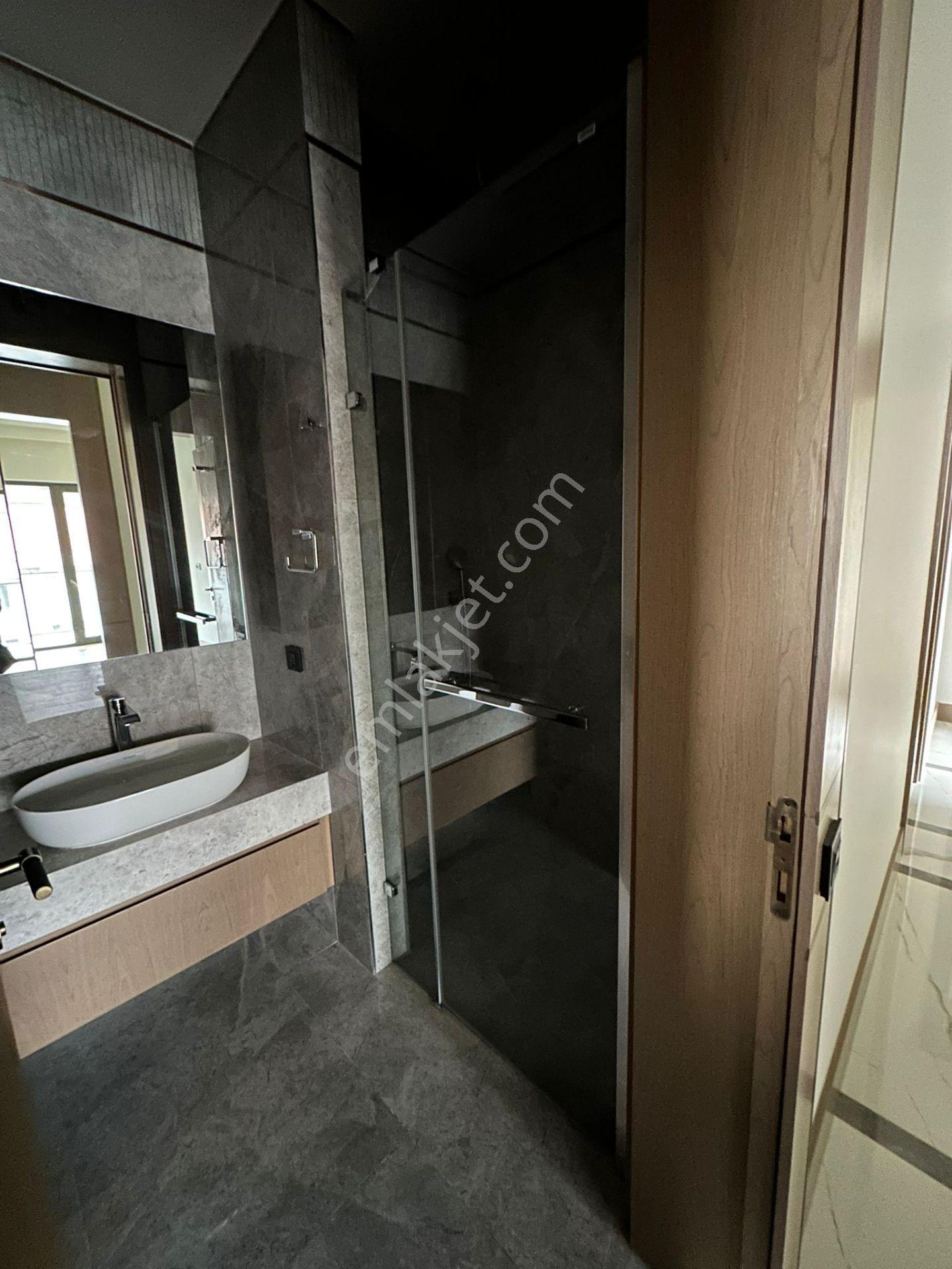 Nişantaşı Koru Kiralık Özel Havuzlu 4.5+1 Daire Dekorasyonlu - Görsel 18