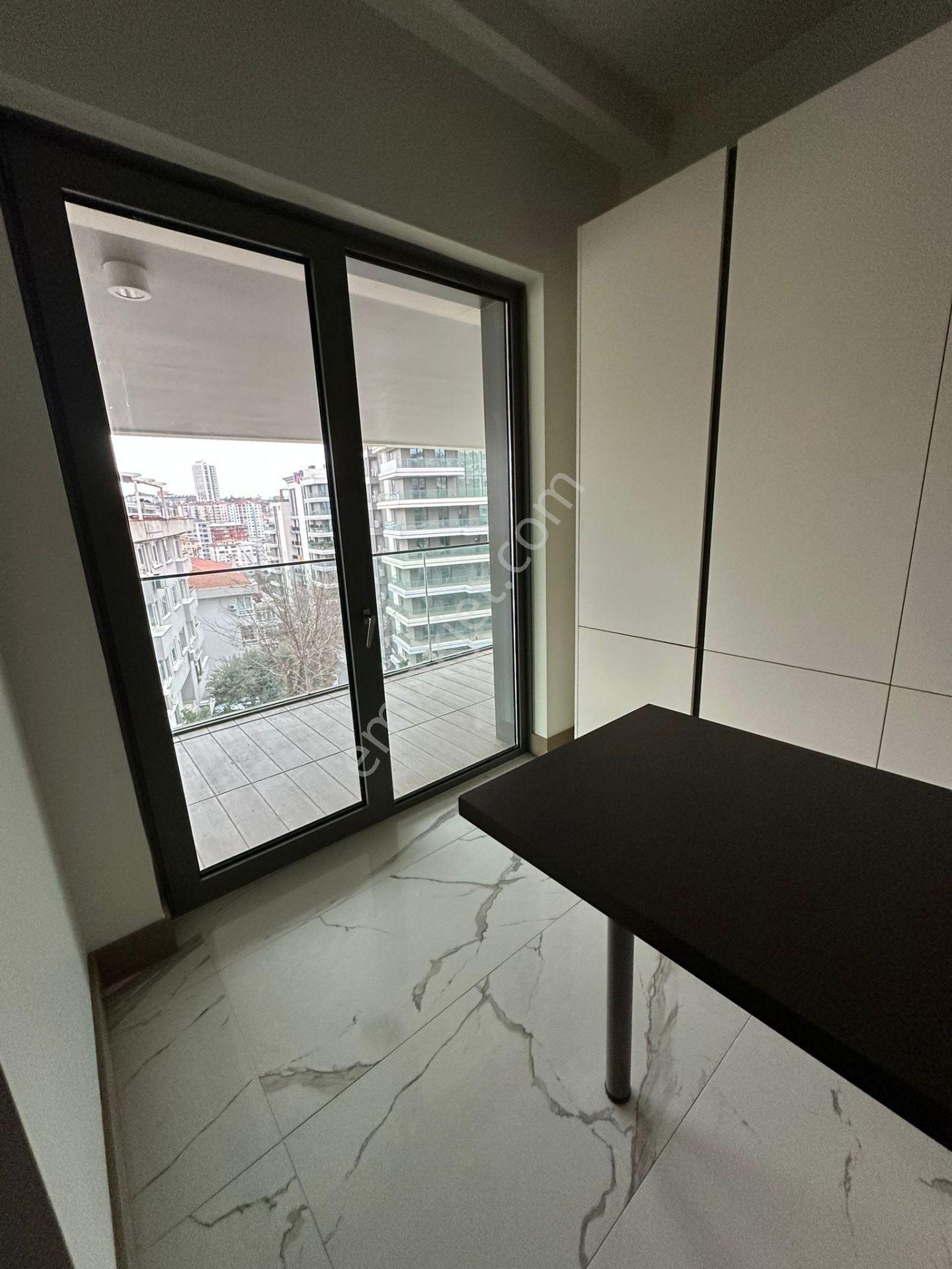 Nişantaşı Koru Kiralık Özel Havuzlu 4.5+1 Daire Dekorasyonlu - Görsel 15