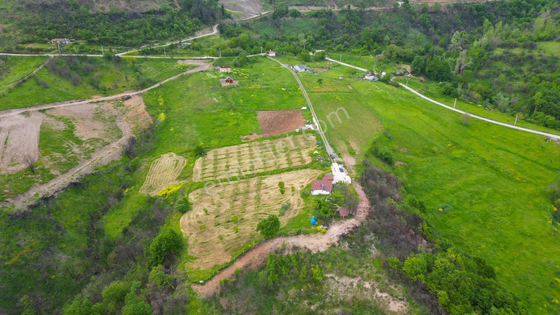 Karamürsel Suludere 4085 M2 Bahçe İçinde Satılık Müstakil Ev - Görsel 3