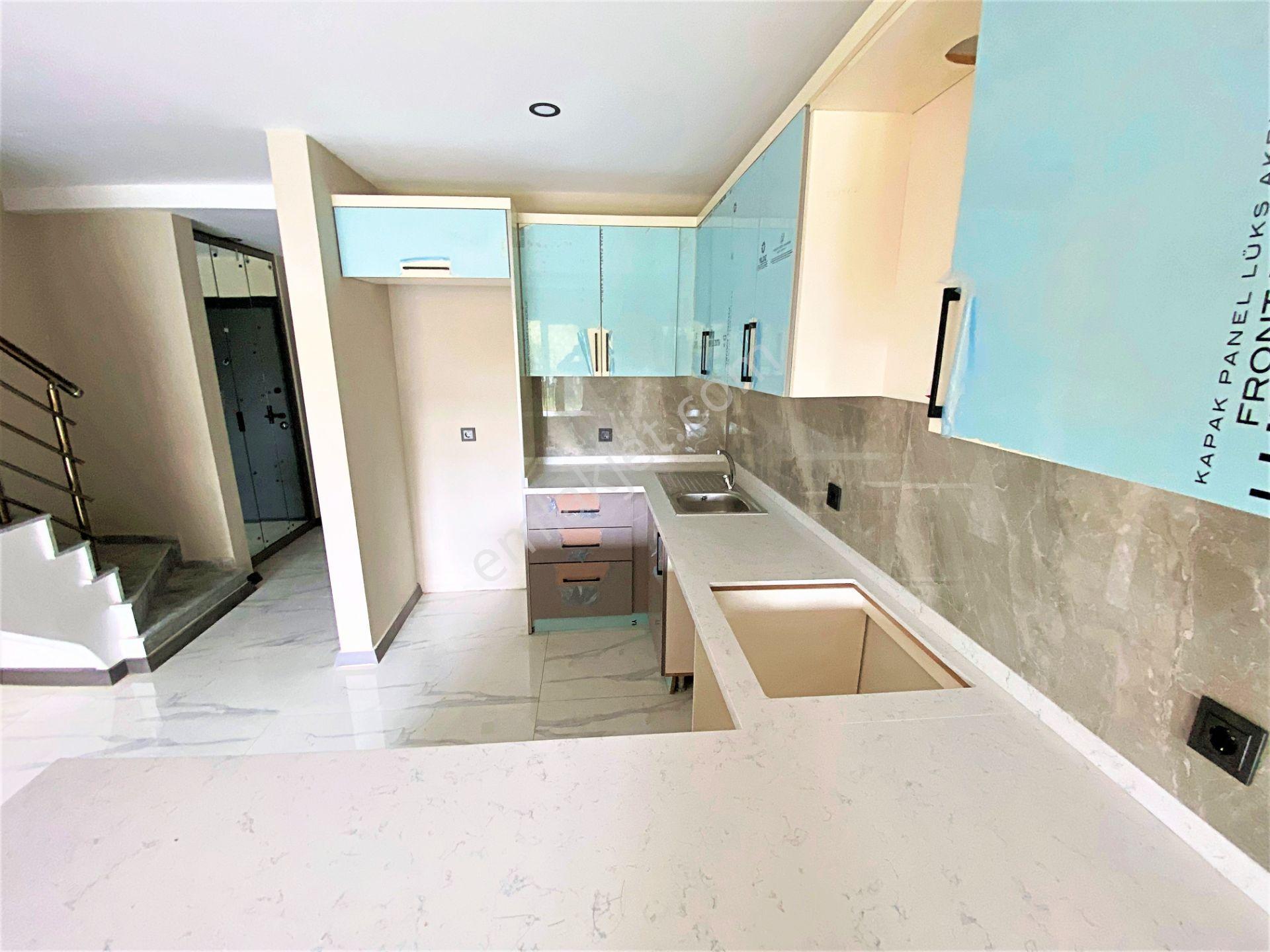 Altınoluk’ta Gültaş Emlak’tan Satılık Lüks 3+1 Bahçeli Villa - Görsel 16