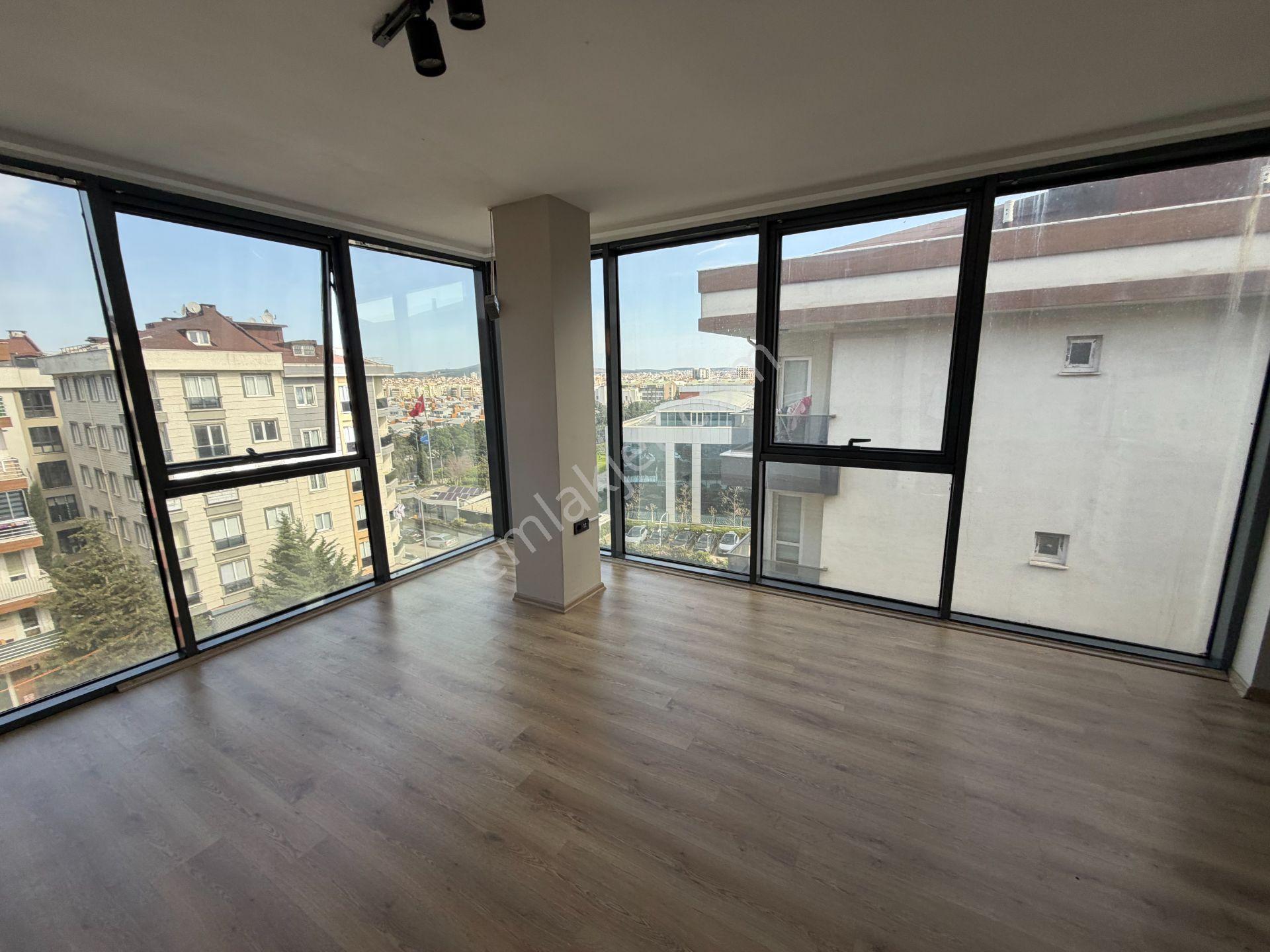 Sancaktepe Panasonic Yanı 8 Yıllık Plazada 5.kat 1+1 Kiralık Ofis - Görsel 7