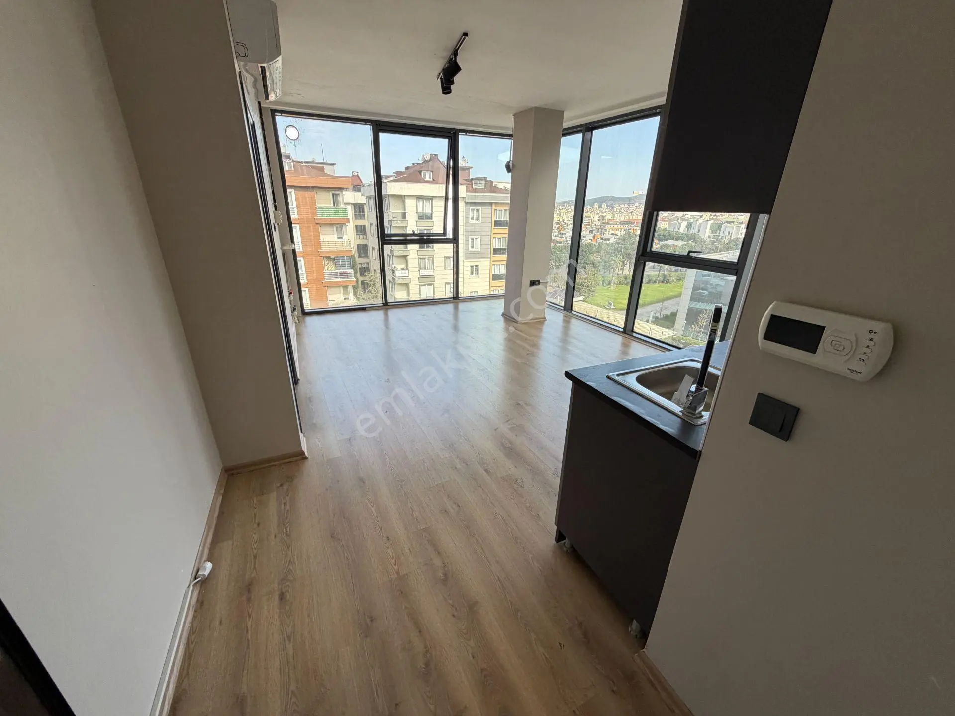 Sancaktepe Alparslan Cd.8 Yıllık 5.kat Nezih 55m2 Kiralık İşyeri - Görsel 2