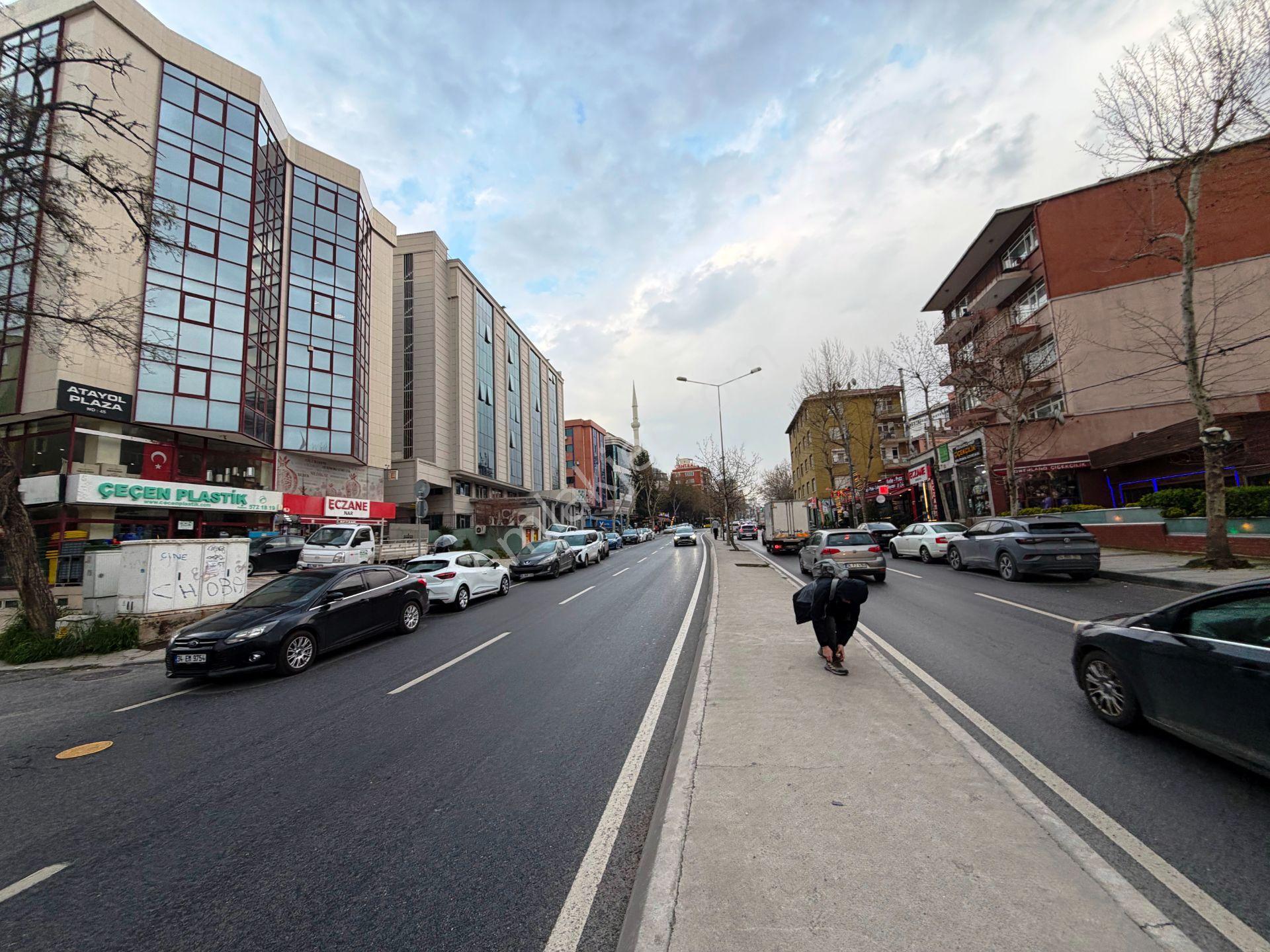 Ataşehir Acıbadem Üniv.karşısı 3.kat 180m2 Satılık İşhanı Katı - Görsel 33