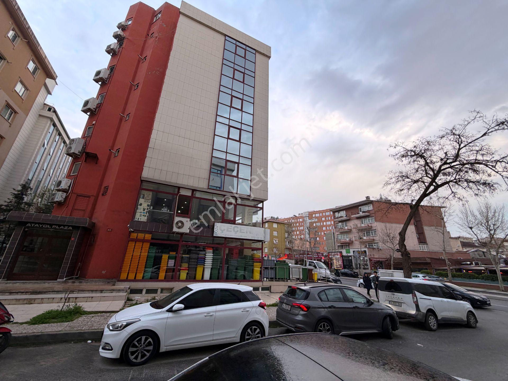 Ataşehir Acıbadem Üniv.karşısı 3.kat 180m2 Satılık İşhanı Katı - Görsel 26