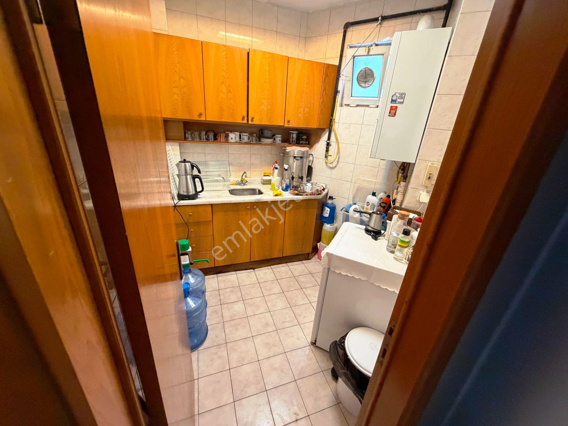 Ataşehir Prestijli Bölgede Kurumsala Uygun 3.kat Satılık İşyeri - Görsel 19