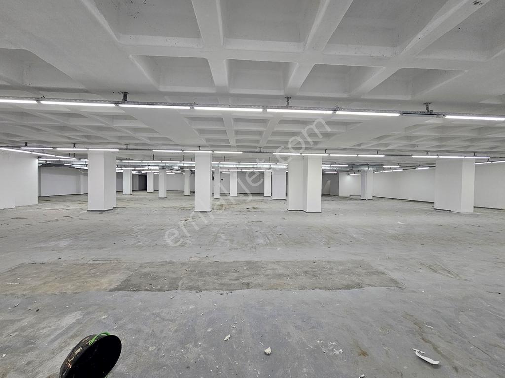 Esenyurt Yeşilkent Mh Çok Amaçlı Kullanıma Uygun 1350 M2 İş Yeri - Görsel 10