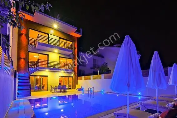 Fethiye Karagözler'de Deniz Manzaralı Satılık 5+2 Lüks Villa - Görsel 3