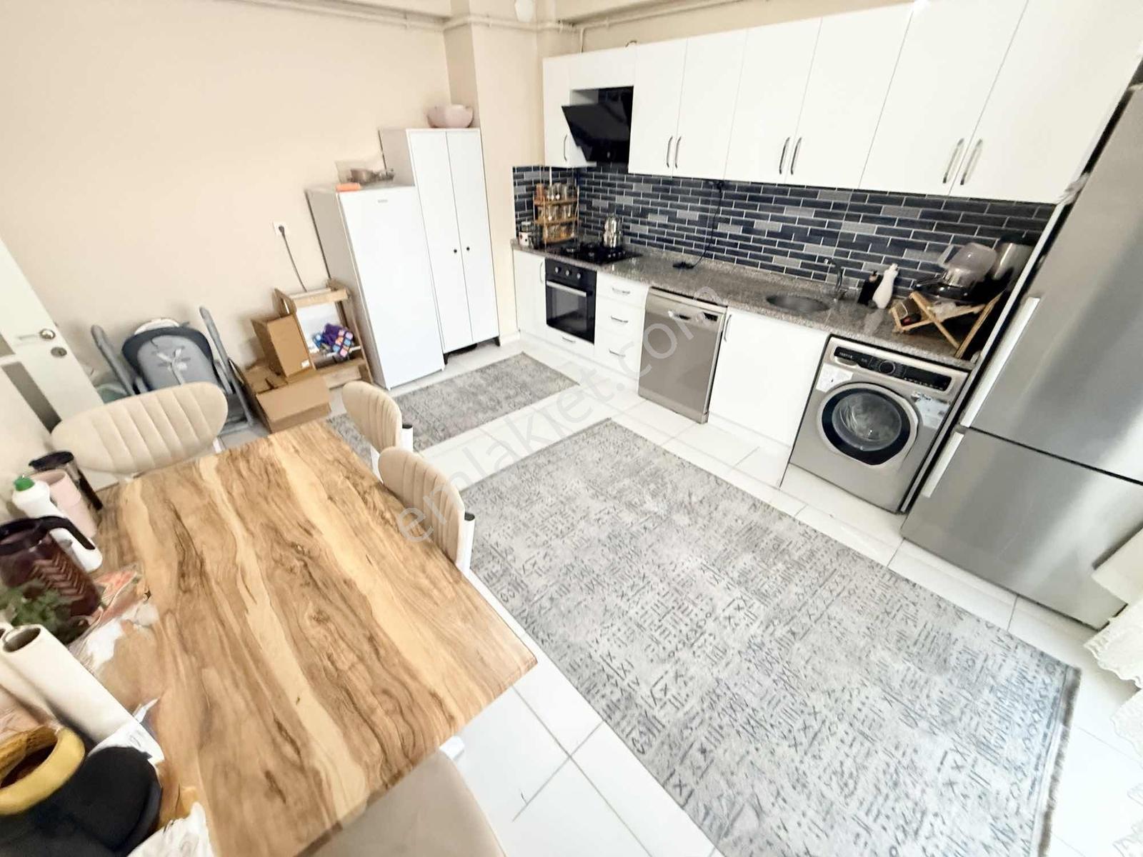 Özbey Emlaktan Ara Kat Özel Garajlı Kiralık 3+1 Daire - Görsel 23