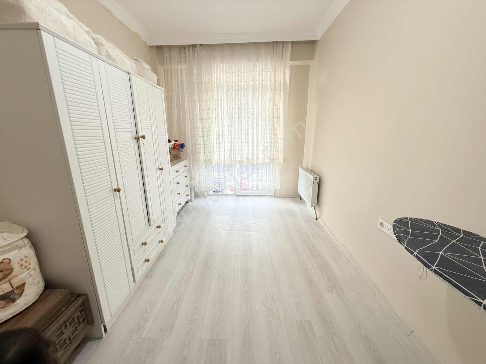 Özbey Emlaktan Ara Kat Özel Garajlı Kiralık 3+1 Daire - Görsel 16