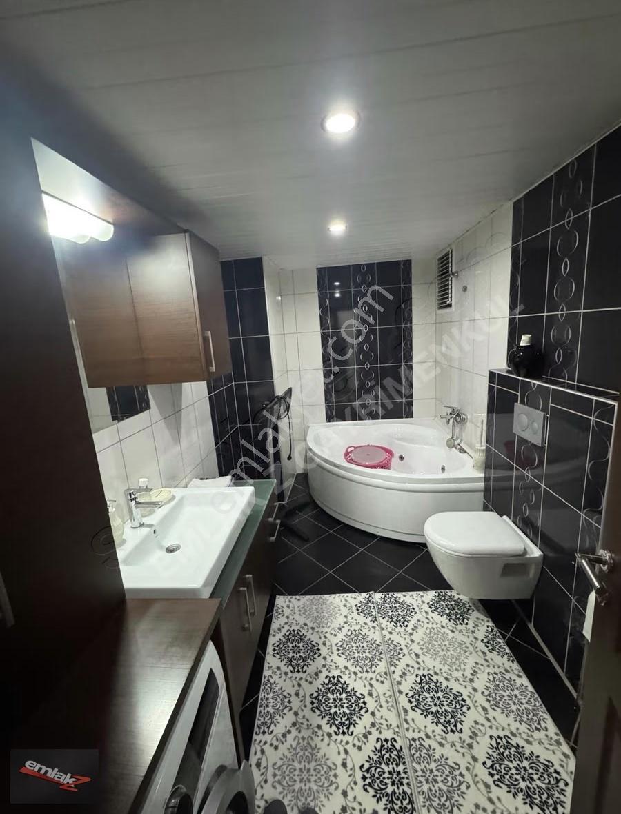 Çiftlikköy'de Satılık 3+1 Havuzlu Daire, 150m², Krediye Uygun! - Görsel 3