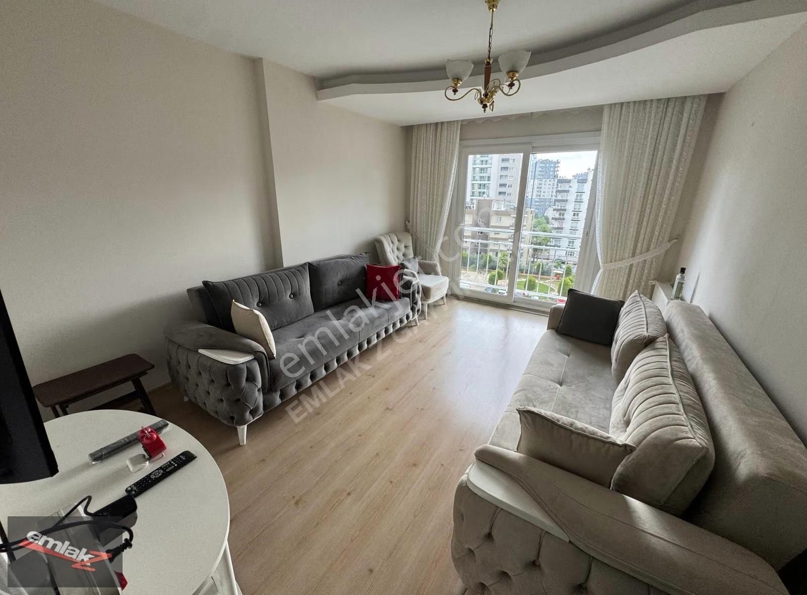 Çiftlikköy'de Satılık 3+1 Havuzlu Daire, 150m², Krediye Uygun! - Görsel 5