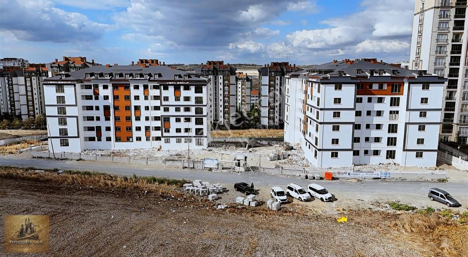Projemaxtan Hadımköyde Site İçi Havuzlu Lüks Ara Kat 128 M2 - Görsel 23