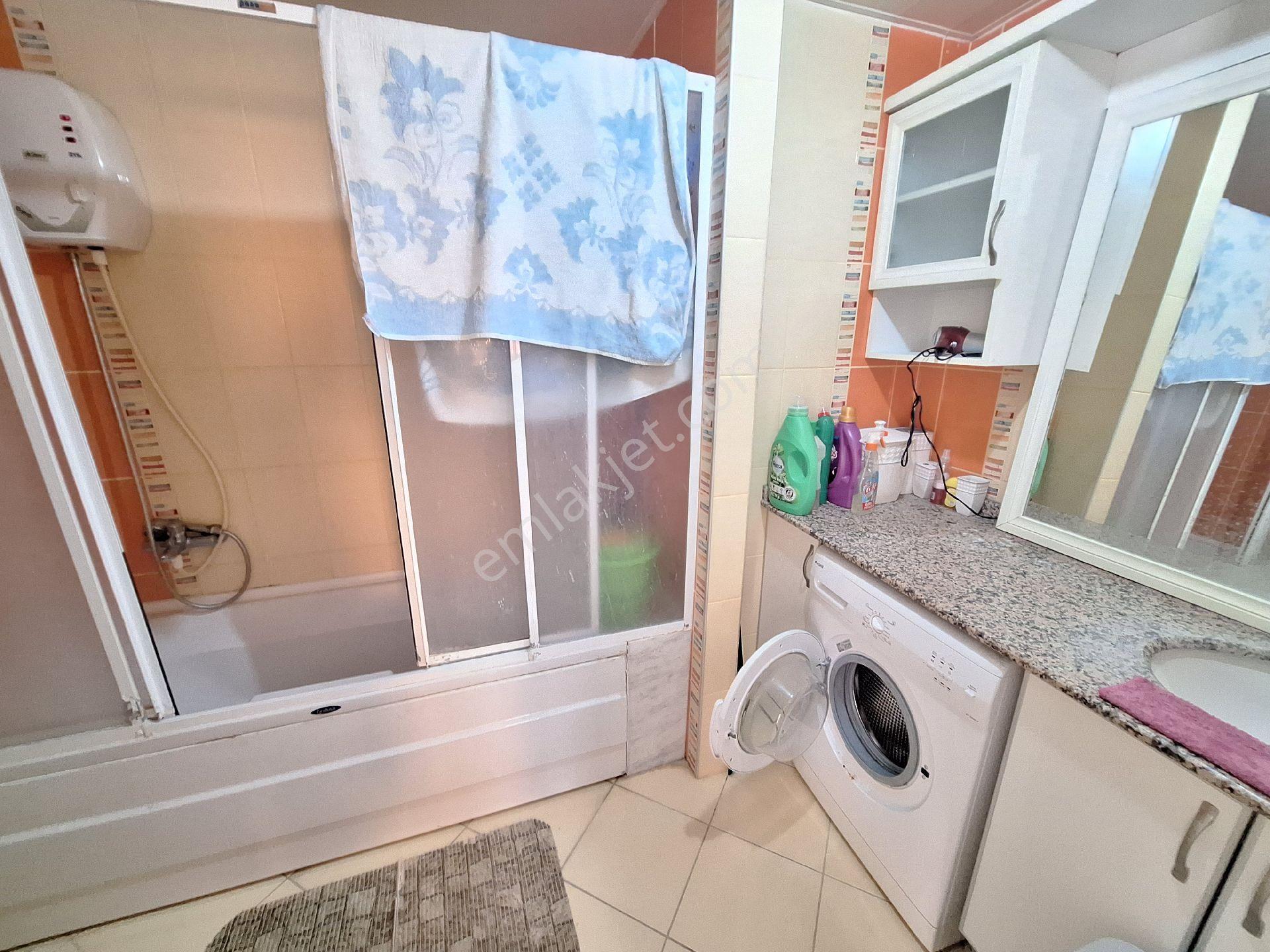 Kuşadasında Marina Sahile 200metre 2+1 Eşyalı Kiralık Daire - Görsel 15
