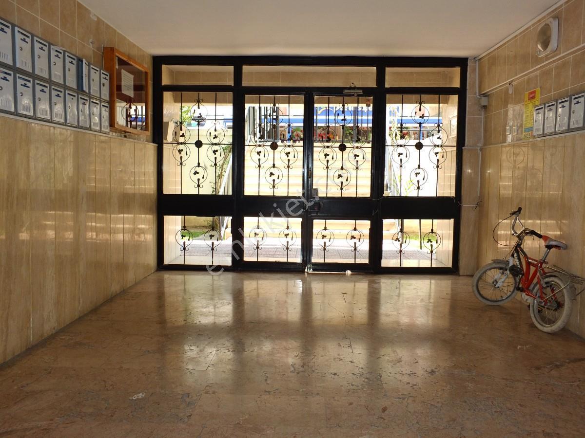 Bayraklı Özkanlarda Site İçinde Doğalgaz Kombili 3+1 Daire - Görsel 20