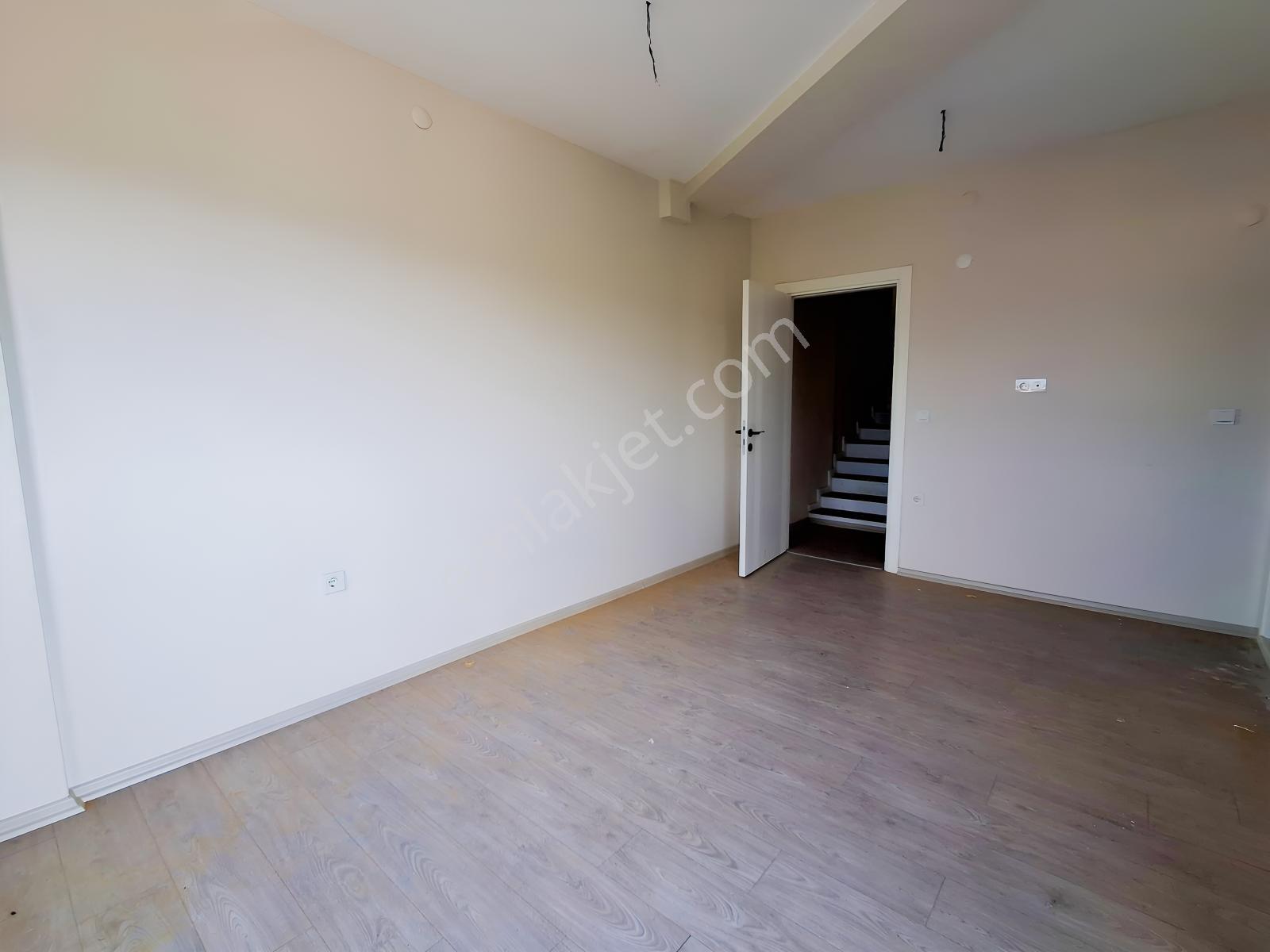 Bal Gayrimenkul'den Cüneytbeyde Önü Açık Köşe 4+1 Villa - Görsel 17