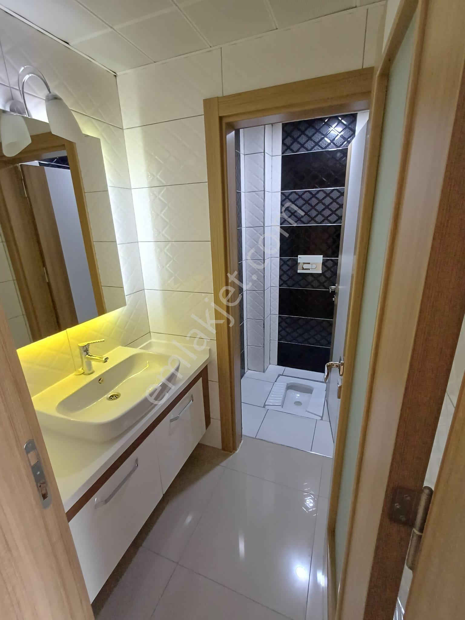 Emrah Çiftci'den Selçuklu Yazır Panorama Evleri Kiralık 4+1 Bakımlı Lüks Daire - Görsel 17
