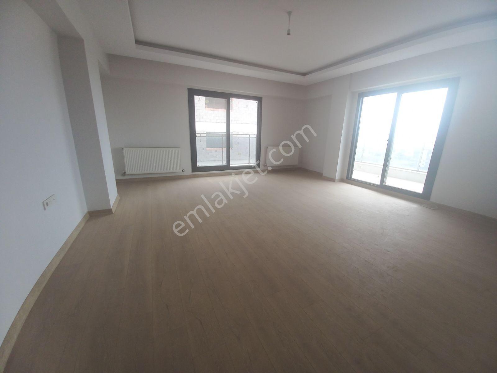 Kurtuluş Mahallesinde 170m2 - 3+1 Lüx Daire Kiralık - Görsel 28