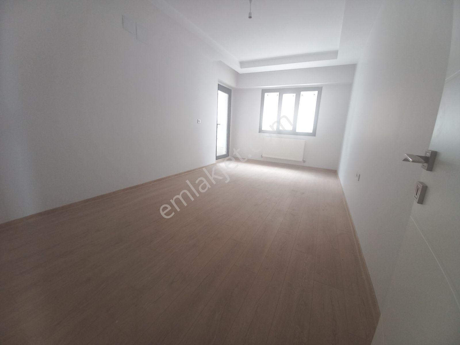 Kurtuluş Mahallesinde 170m2 - 3+1 Lüx Daire Kiralık - Görsel 27