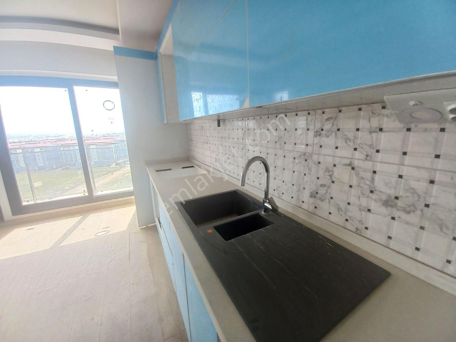 Kurtuluş Mahallesinde 170m2 - 3+1 Lüx Daire Kiralık - Görsel 23