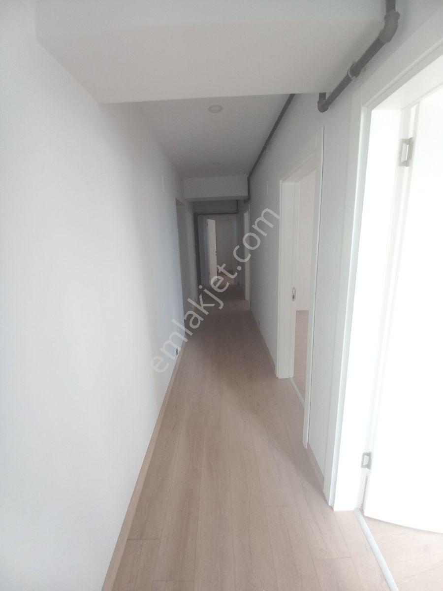 Kurtuluş Mahallesinde 170m2 - 3+1 Lüx Daire Kiralık - Görsel 10