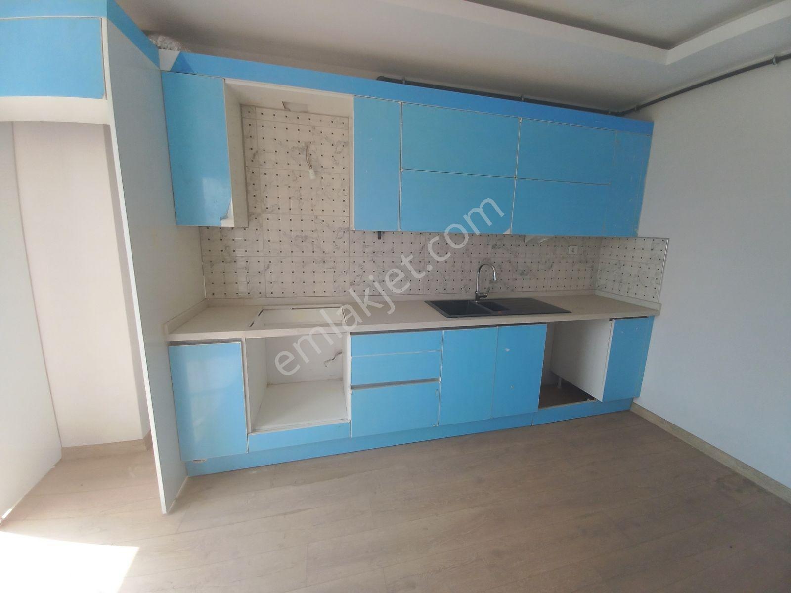 Kurtuluş Mahallesinde 170m2 - 3+1 Lüx Daire Kiralık - Görsel 6