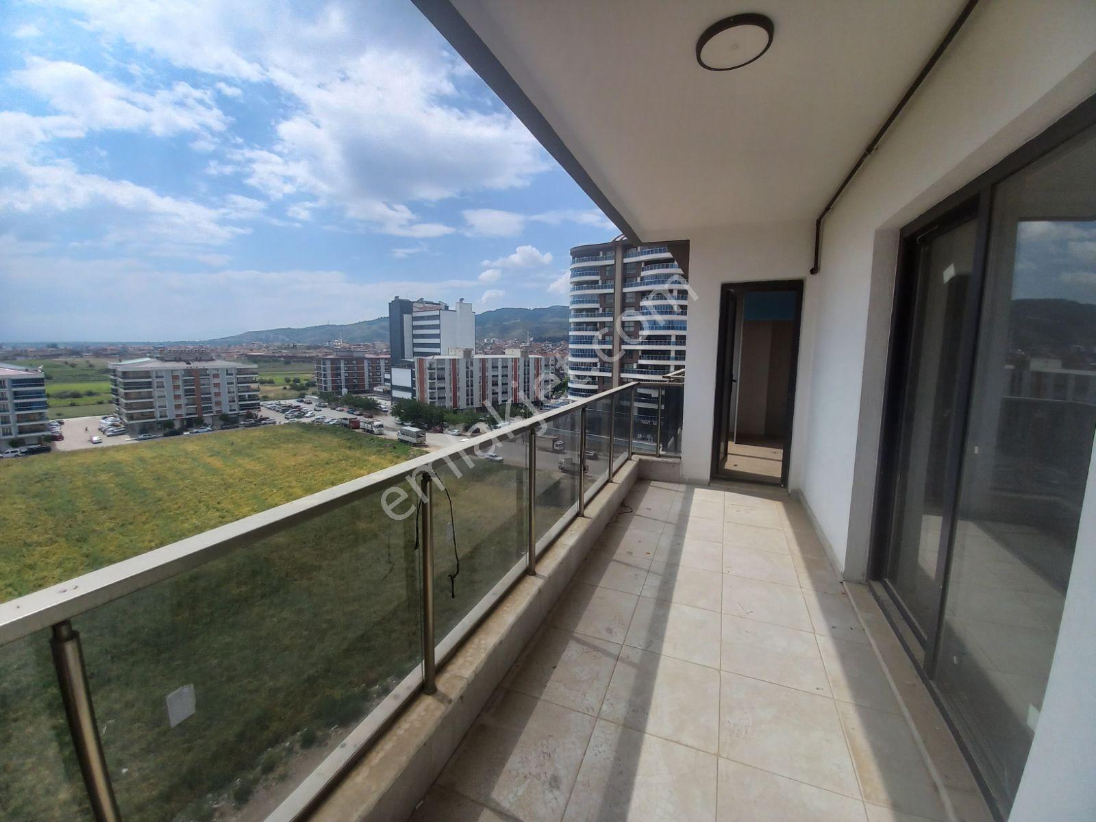 Kurtuluş Mahallesinde 170m2 - 3+1 Lüx Daire Kiralık - Görsel 4