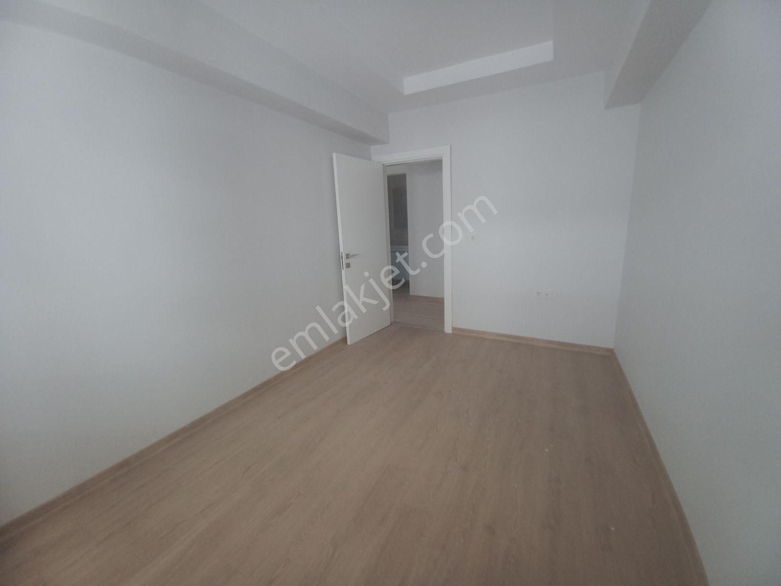 Kurtuluş Mahallesinde 170m2 - 3+1 Lüx Daire Kiralık - Görsel 17