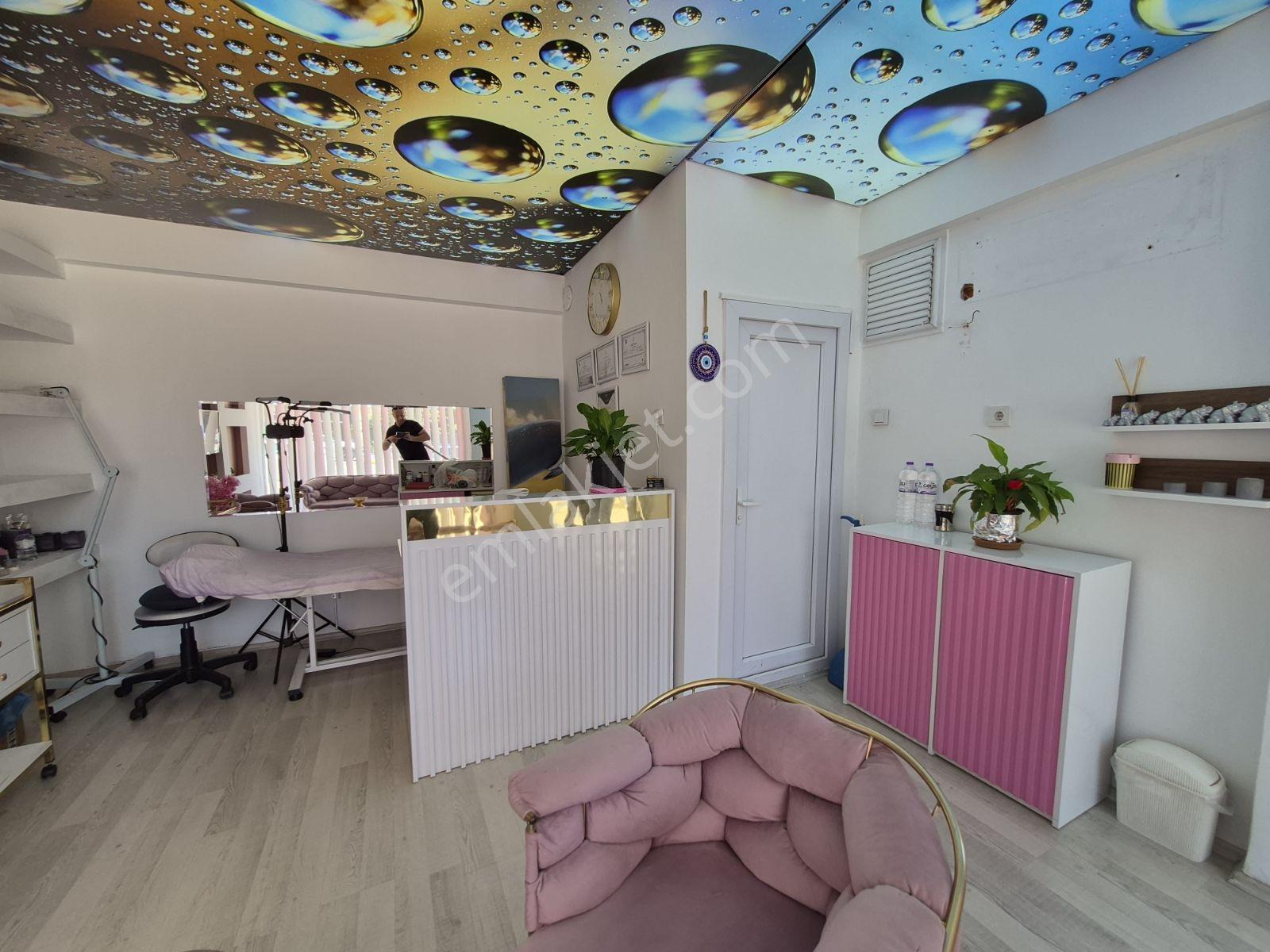 Zerdalilik'te Cadde Üzeri Tadilatı 20 M² Satılık Dükkan - Görsel 12