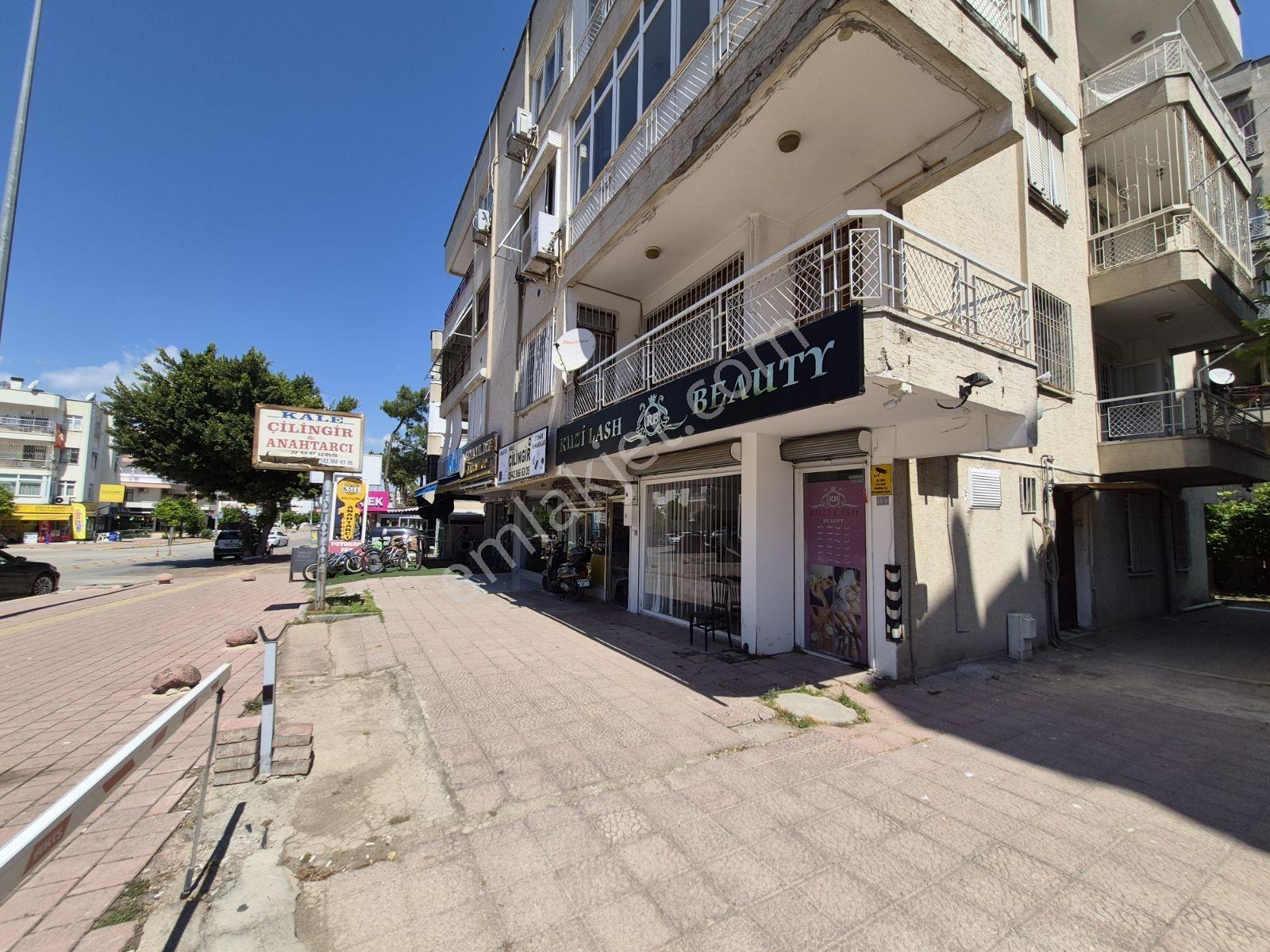 Zerdalilik'te Cadde Üzeri Tadilatı 20 M² Satılık Dükkan - Görsel 7