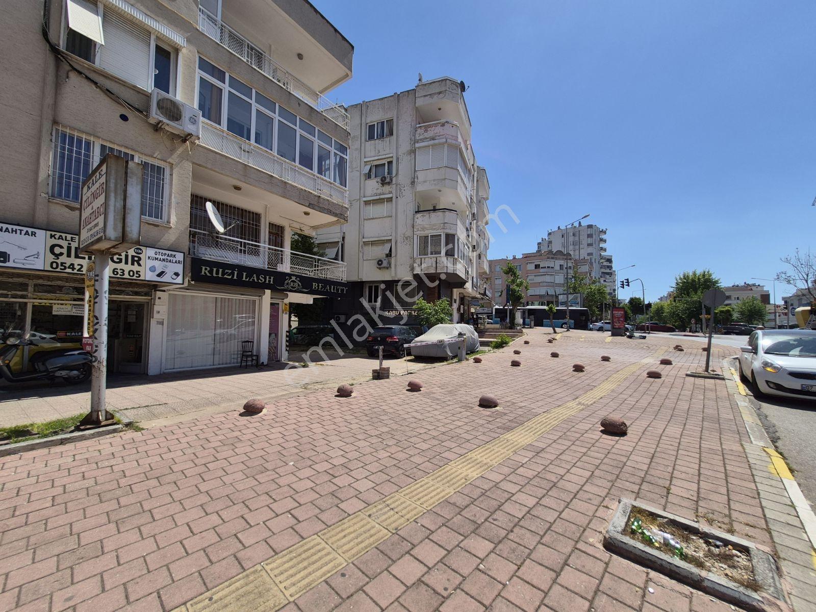 Zerdalilik'te Cadde Üzeri Tadilatı 20 M² Satılık Dükkan - Görsel 15