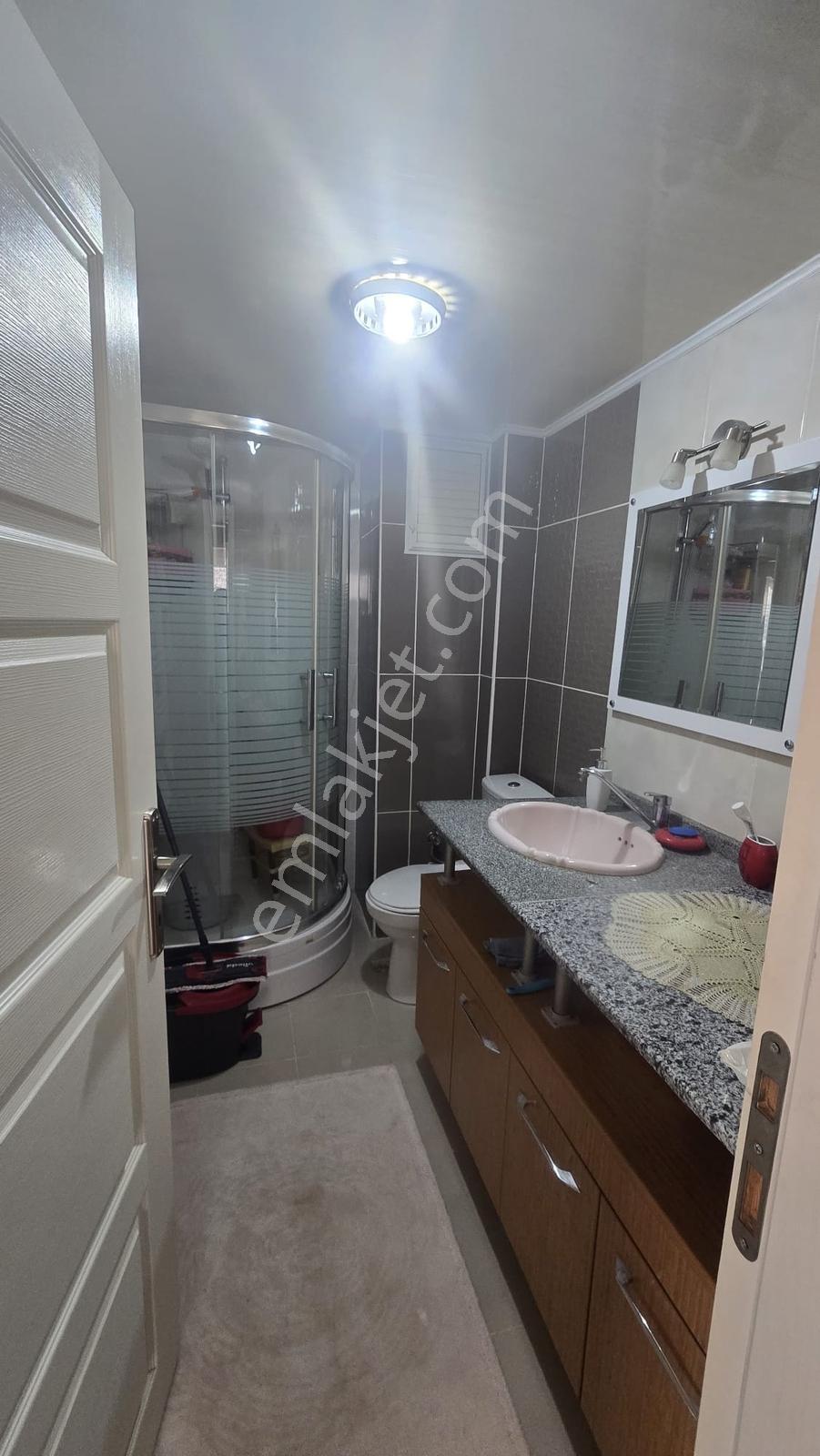 Göztepe'de Satılık 2+1 Daire