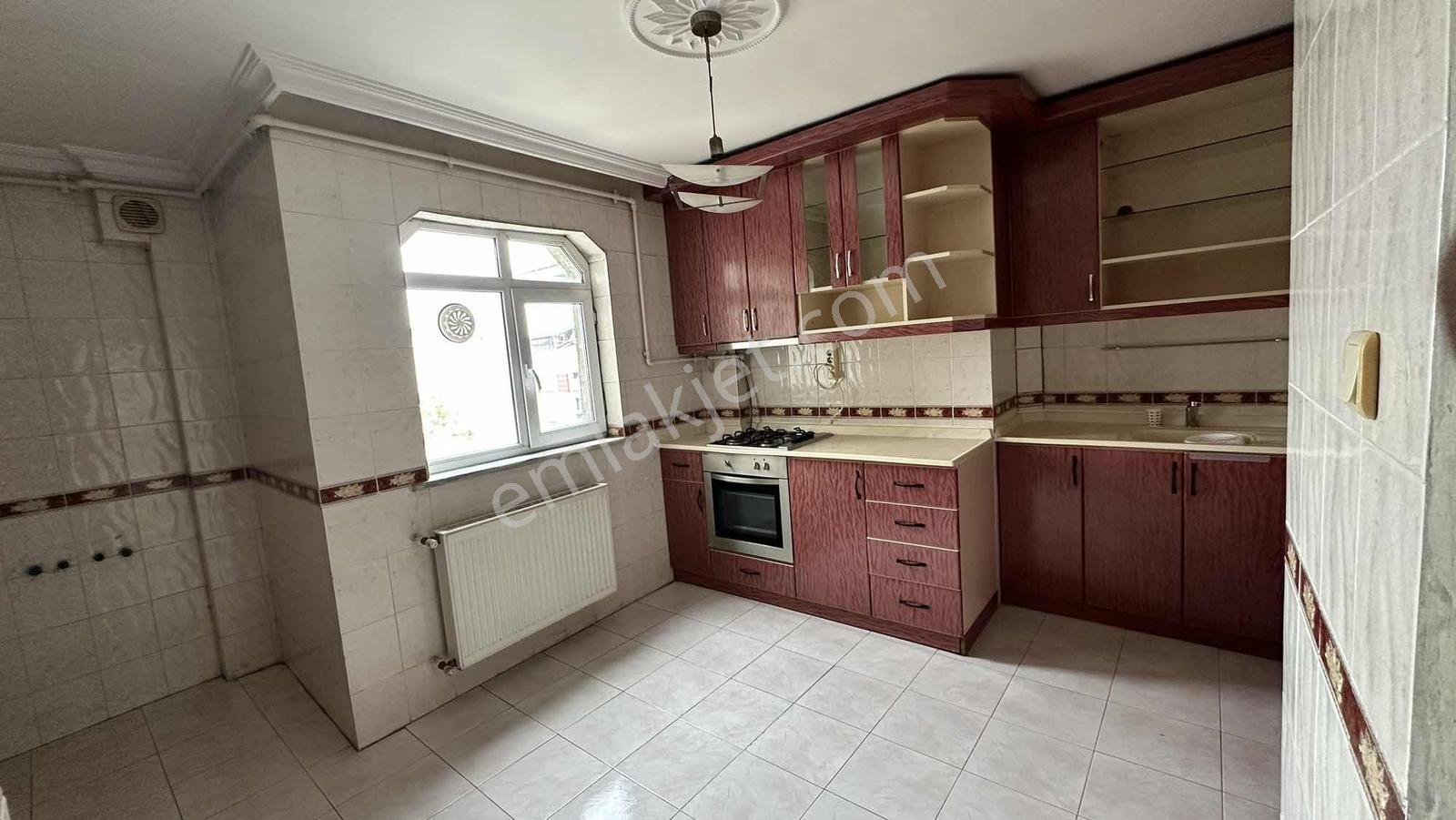 Merkezde Kiralık 3+1 Geniş Ferah Daire - Görsel 13