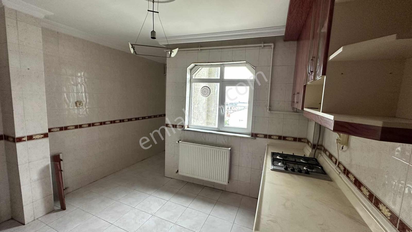 Merkezde Kiralık 3+1 Geniş Ferah Daire - Görsel 12