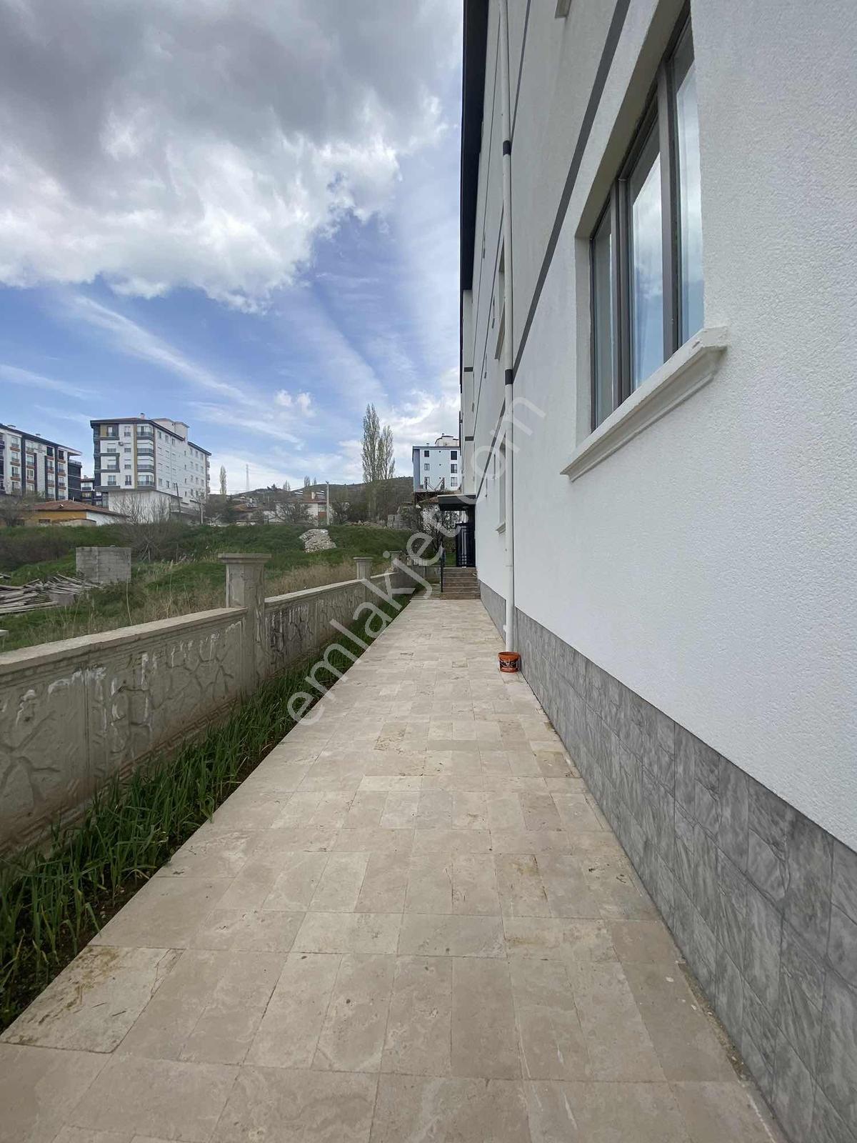 Pınar Mahallesinde Park Karşısı 4+1 Dubleks Daire - Görsel 32