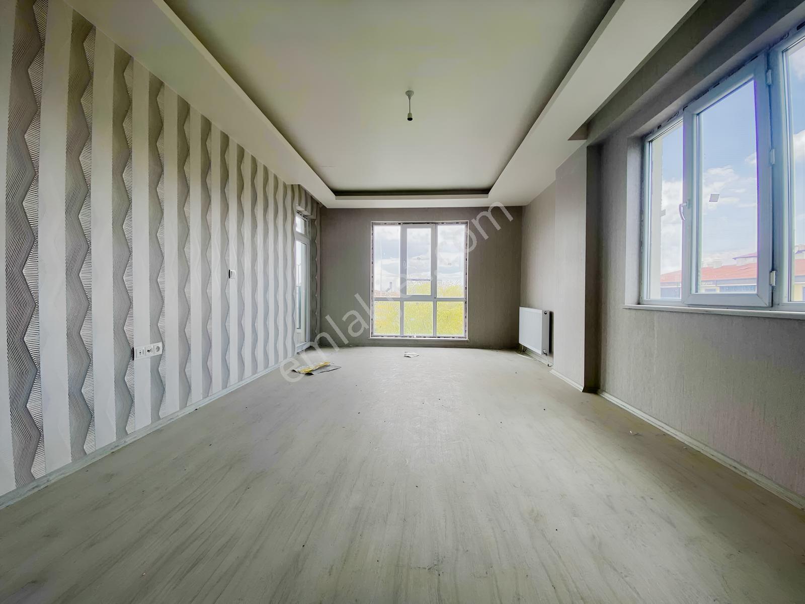 Pınar Mahallesinde Park Karşısı 4+1 Dubleks Daire - Görsel 22