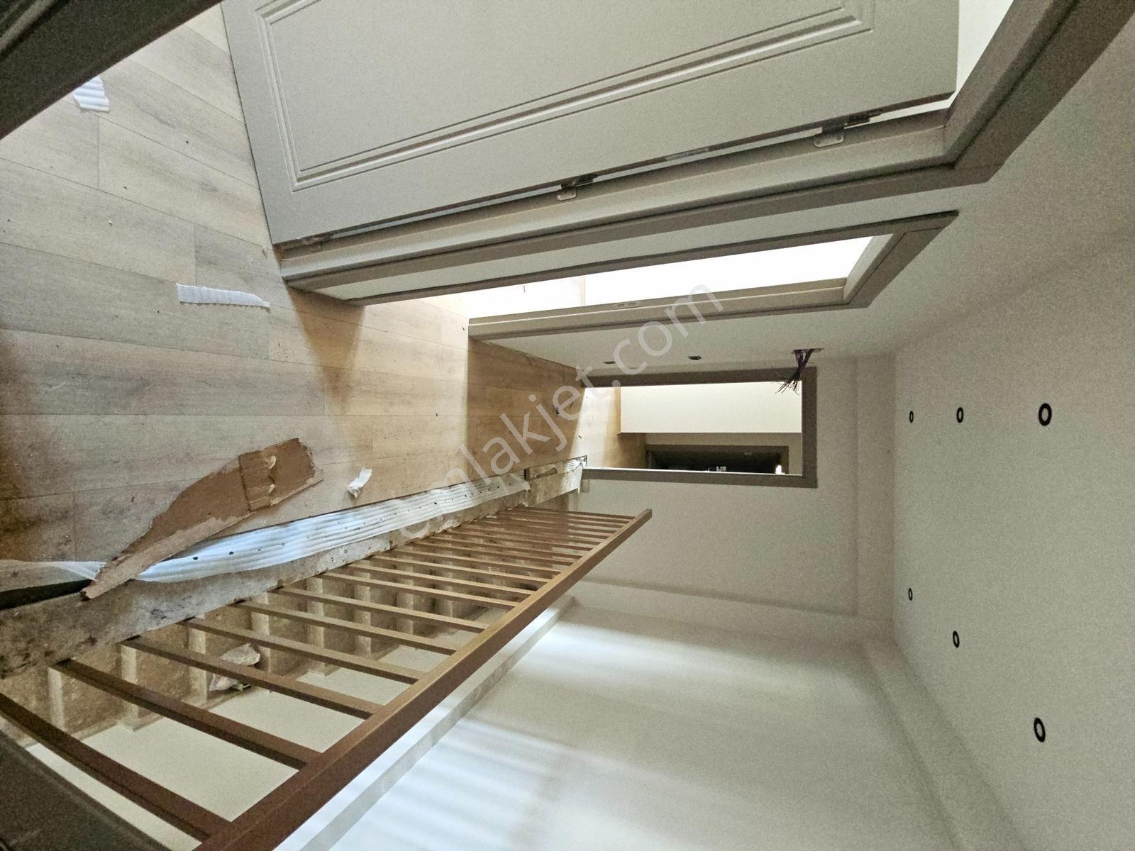 Özkandan Umurbeyde 15 Güne Teslim Satılık 4+1 165 M Bahçe Dublex - Görsel 26