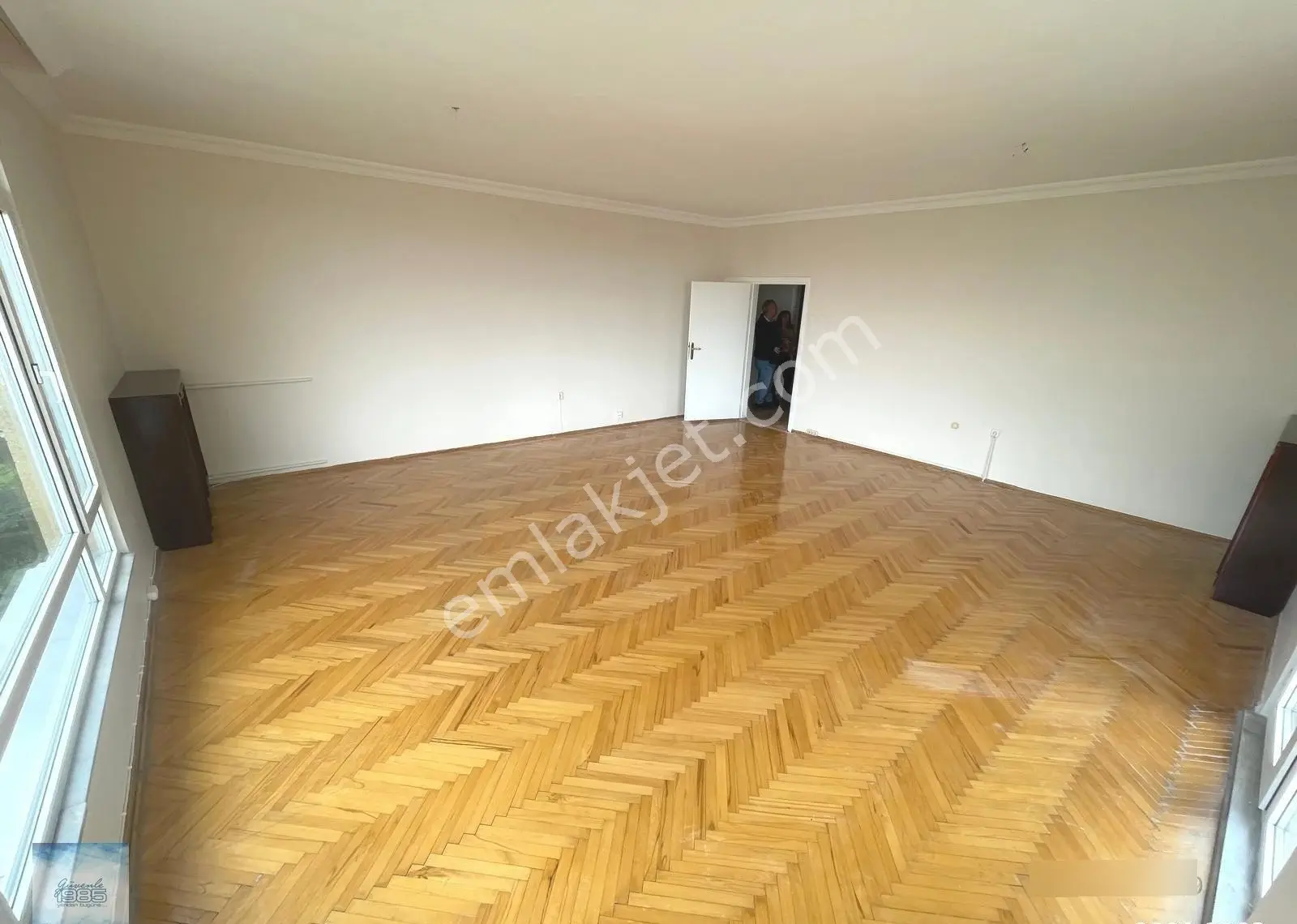 Boğaz Sokağın Başında 3+1 Manzaralı 120m2 1. Katmerkezi Isınma - Görsel 2