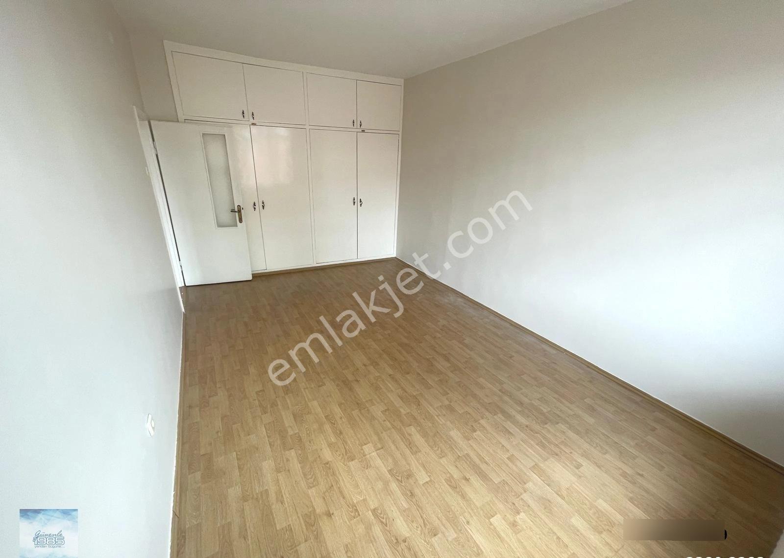 Boğaz Sokağın Başında 3+1 Manzaralı 120m2 1. Katmerkezi Isınma - Görsel 13
