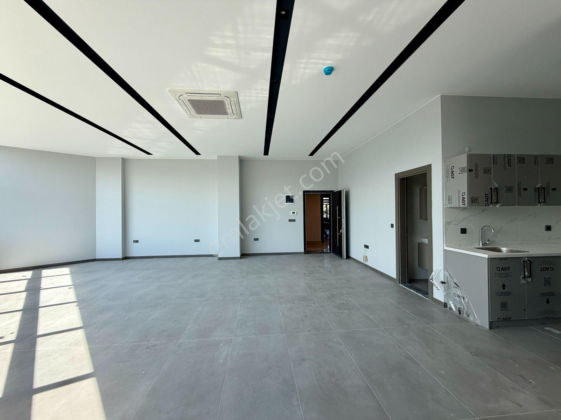 Kuşadası Merkez Ana Cadde Üzerınde 57 M² Kıralık Ofıs - Görsel 16