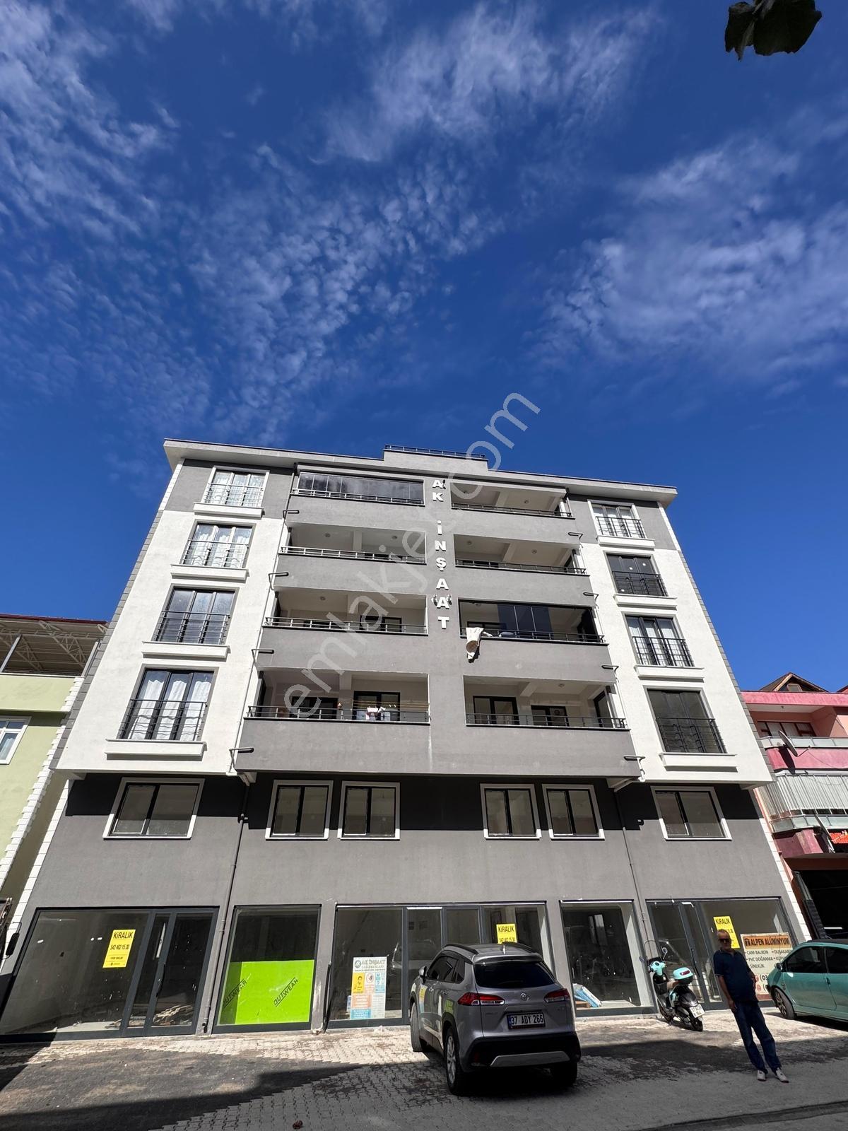 Cide Demirtaş Emlak Güvencesi İle Kiralık 3+1 Daire - Görsel 28