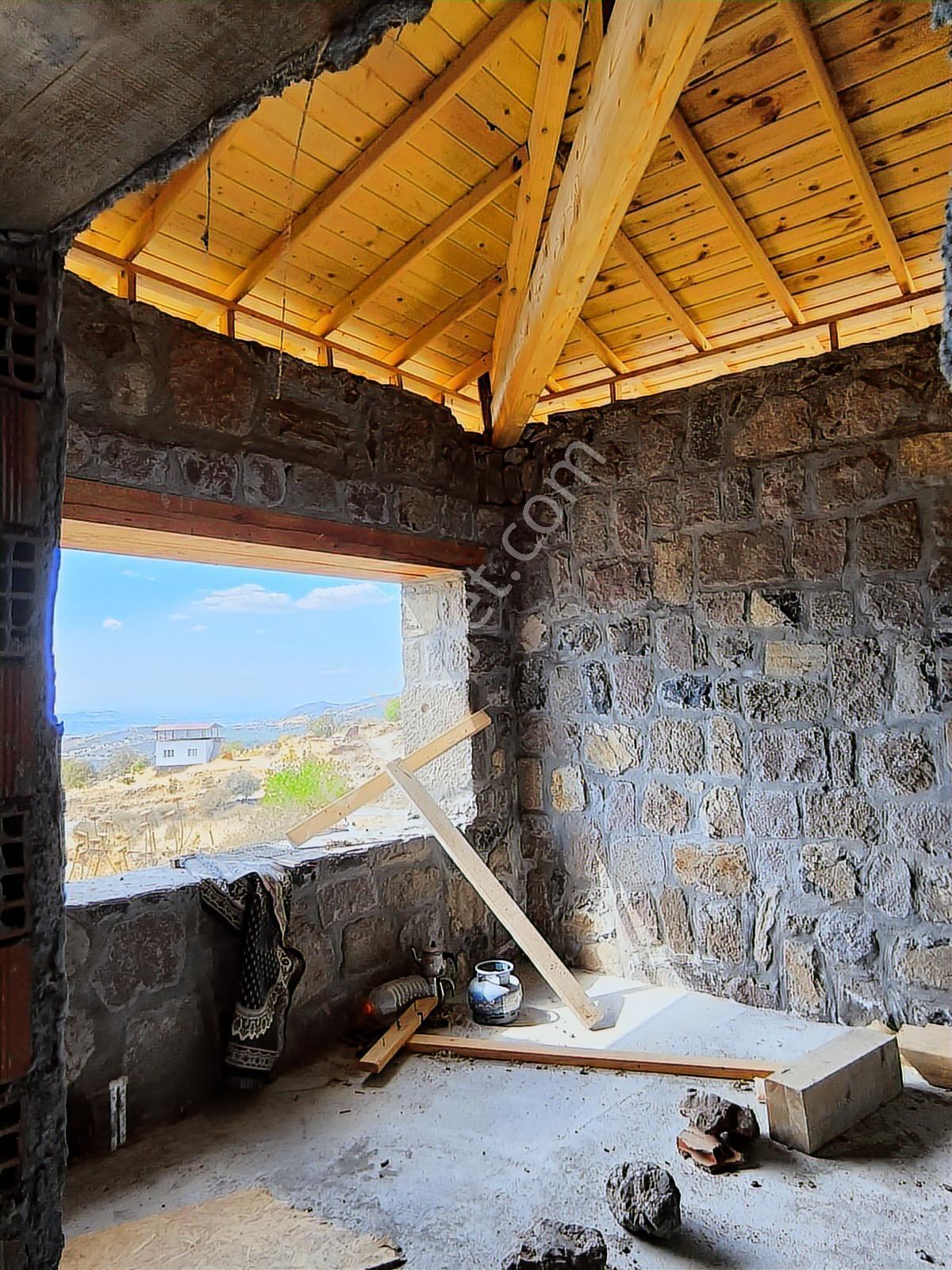 Eski Görecede Satılık 183m2 Arazi İçinde Sıfır 90m2 Taş Ev - Görsel 17
