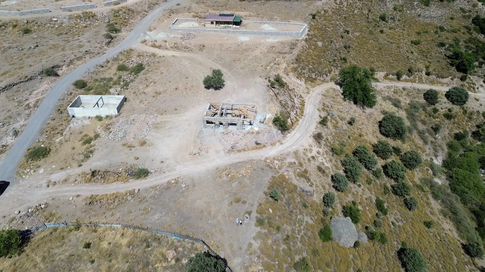Eski Görecede Satılık 183m2 Arazi İçinde Sıfır 90m2 Taş Ev - Görsel 11