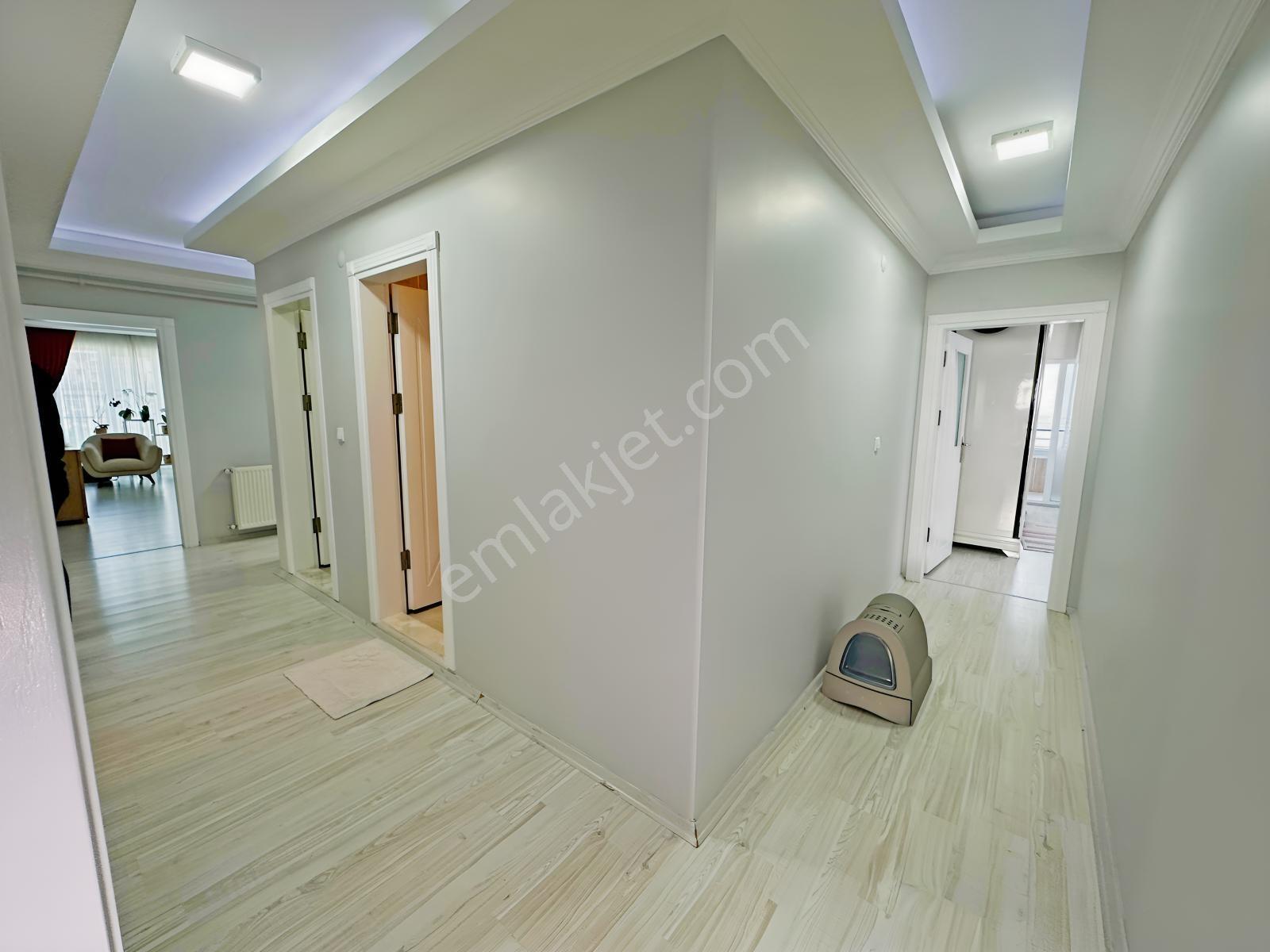 Hüseyin Boylu'dan Tramvaya Yakın Net 190 M² 4+1 Satılık Daire - Görsel 11