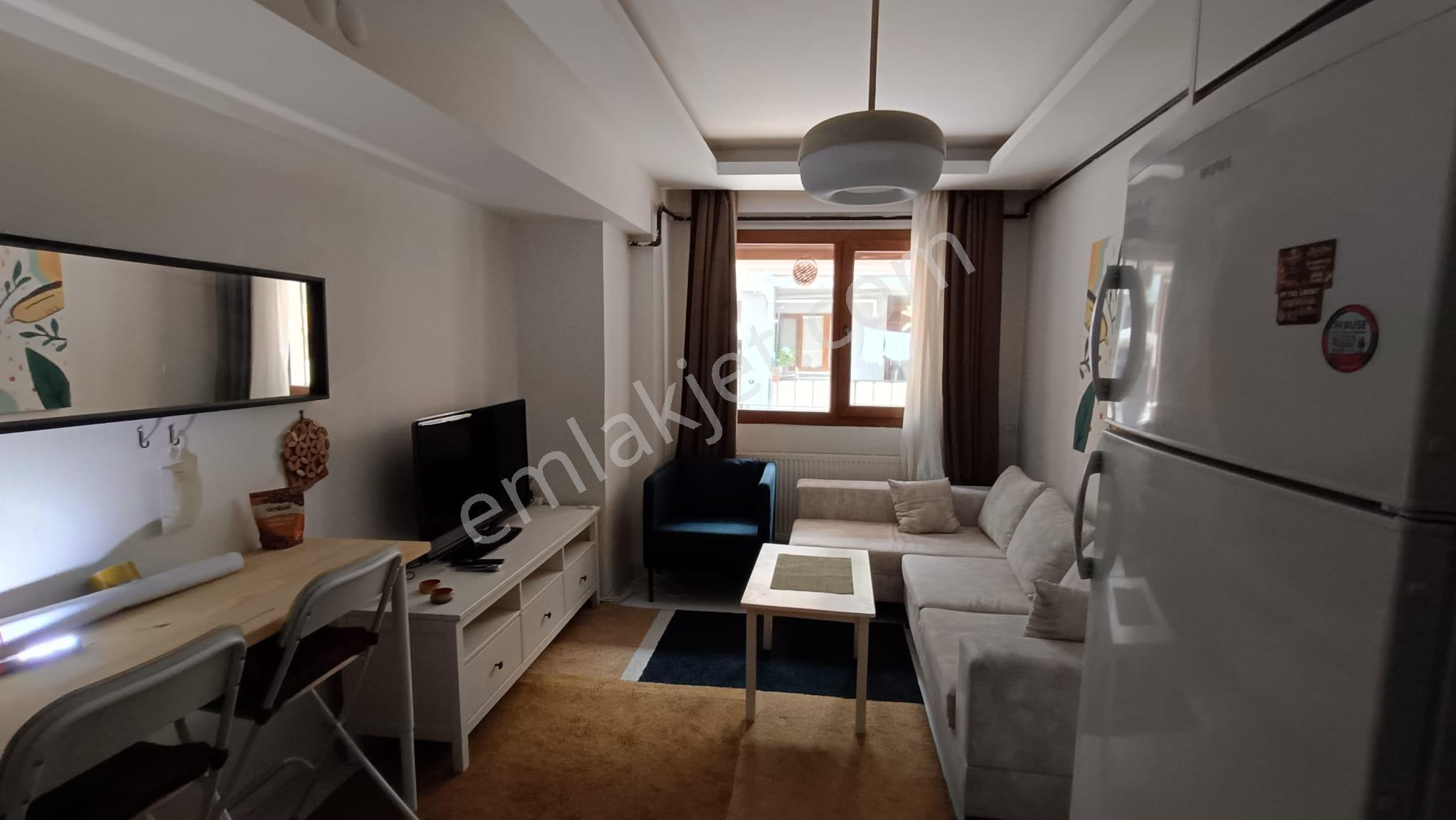 Hasanağa Ve Üçkuyular Meydan Yakını Full Eşyalı 1+1 Kiralık - Görsel 26