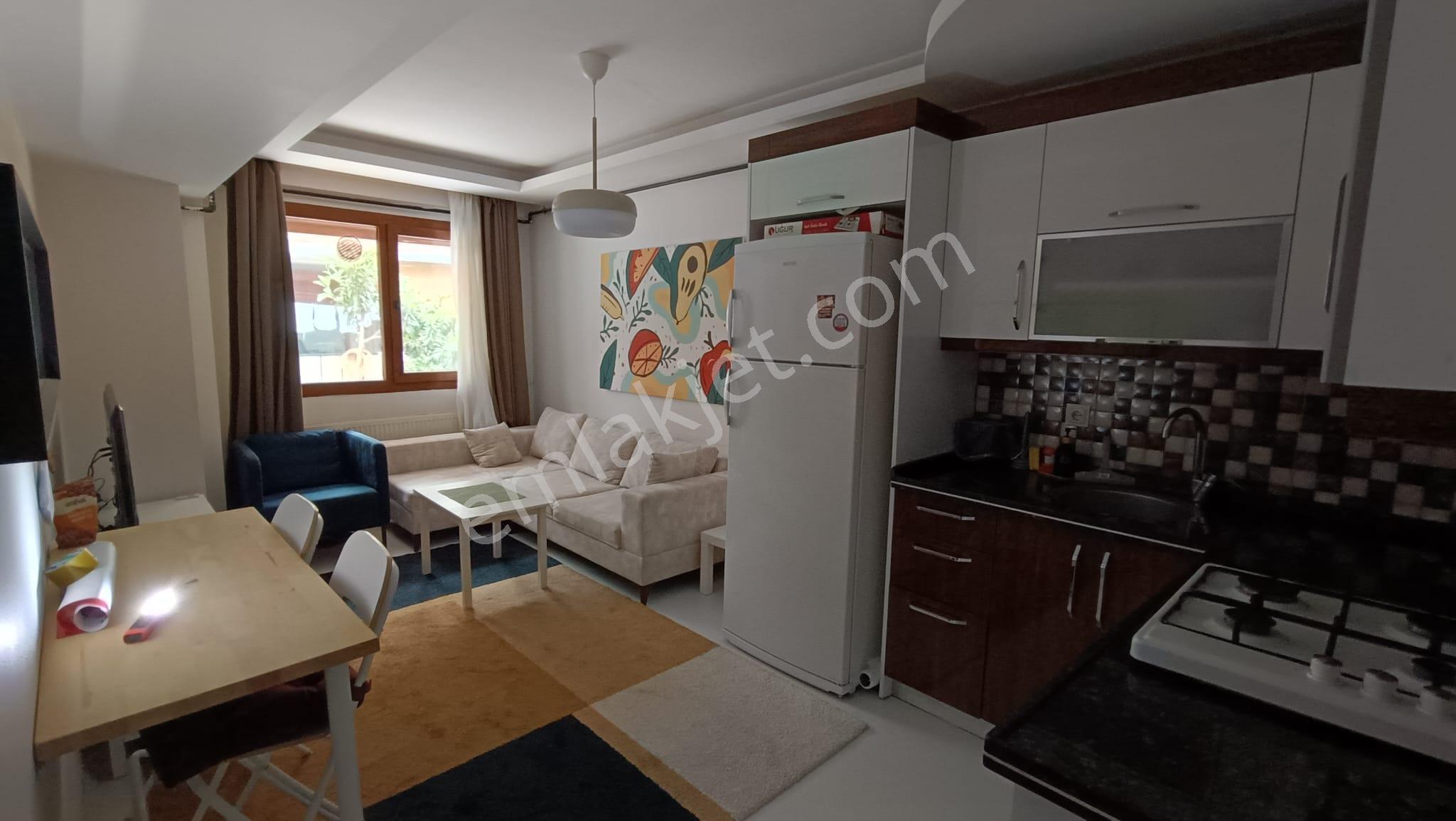 Hasanağa Ve Üçkuyular Meydan Yakını Full Eşyalı 1+1 Kiralık - Görsel 25